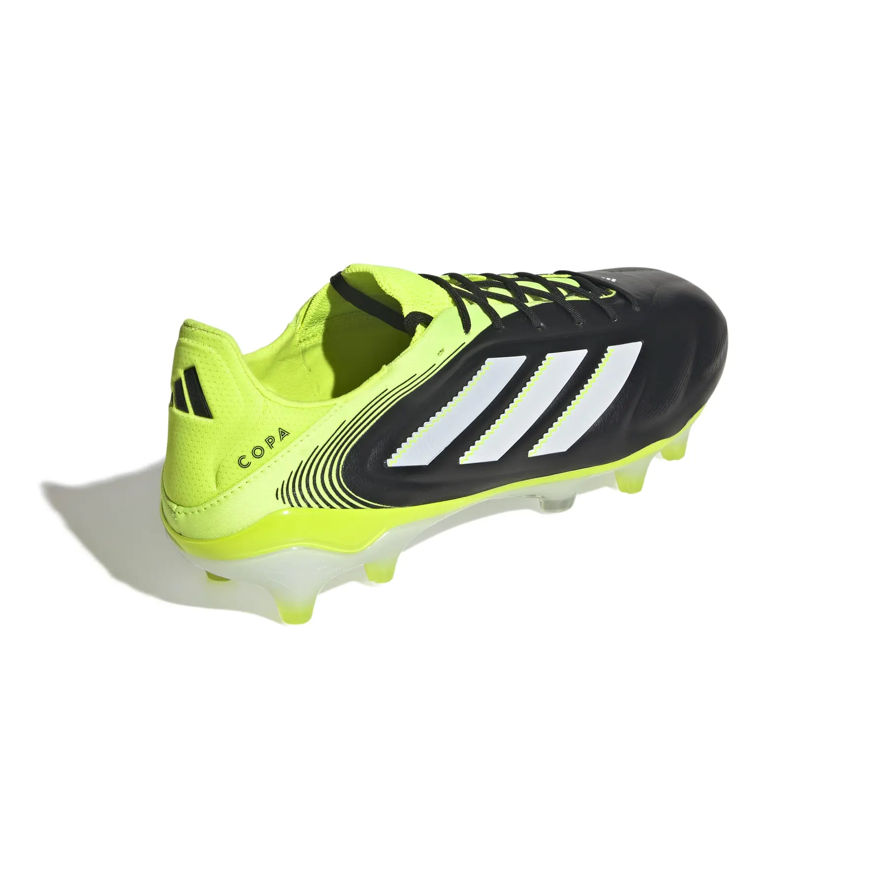 product/a/d/adidas_jh6304_6_footwear_photography_back_lateral_top_view_white.jpg