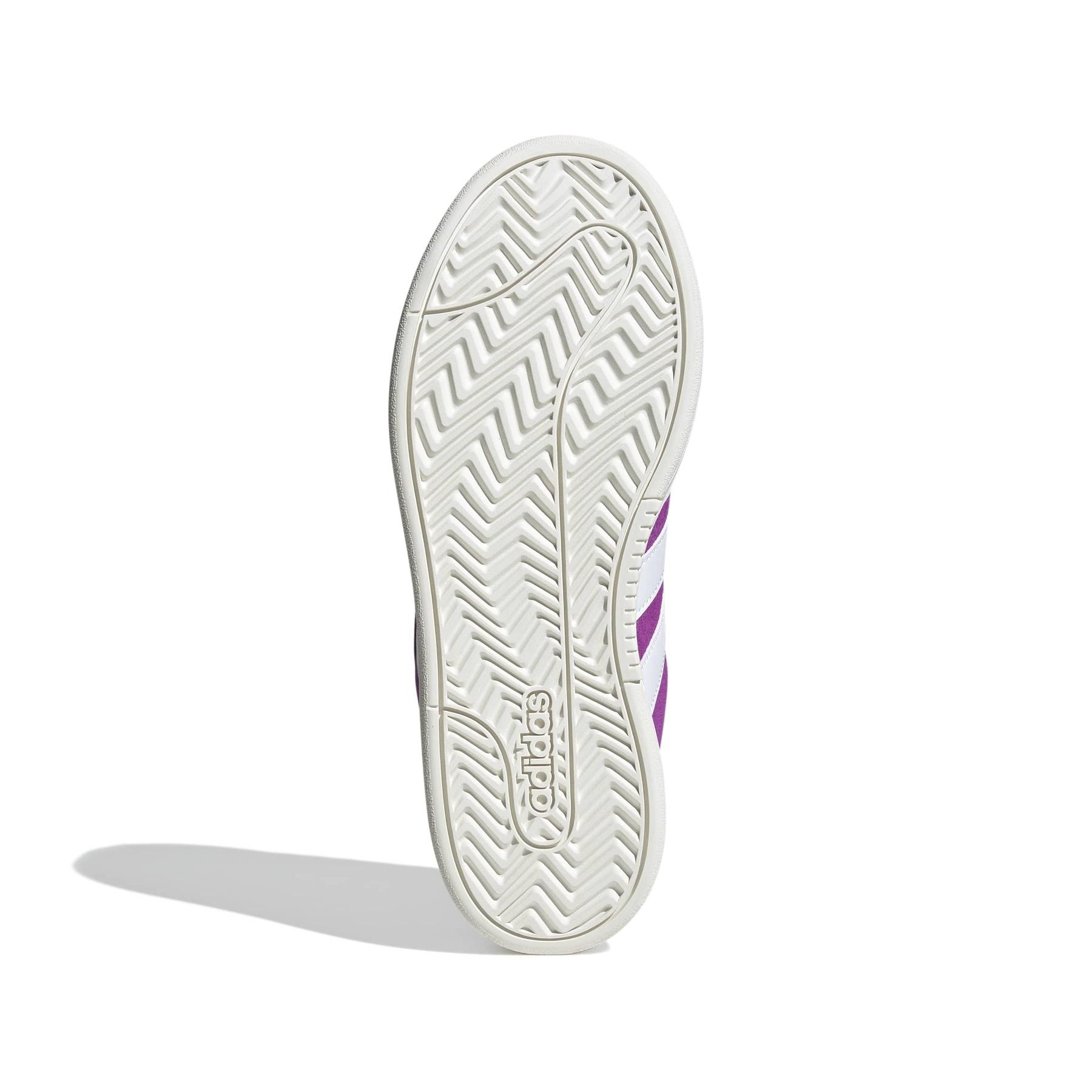 product/a/d/adidas_jh7231_4_footwear_photography_bottom_view_white-nw091625.jpg