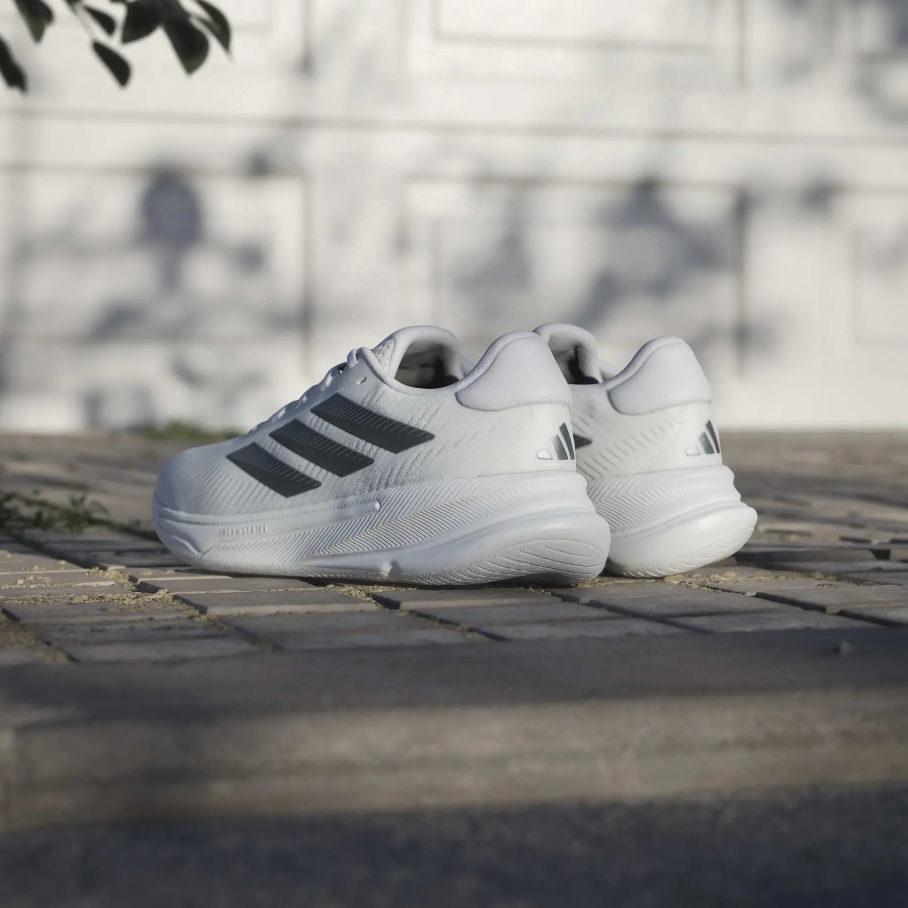 Running shoes adidas Supernova Ease | Direct-Volley