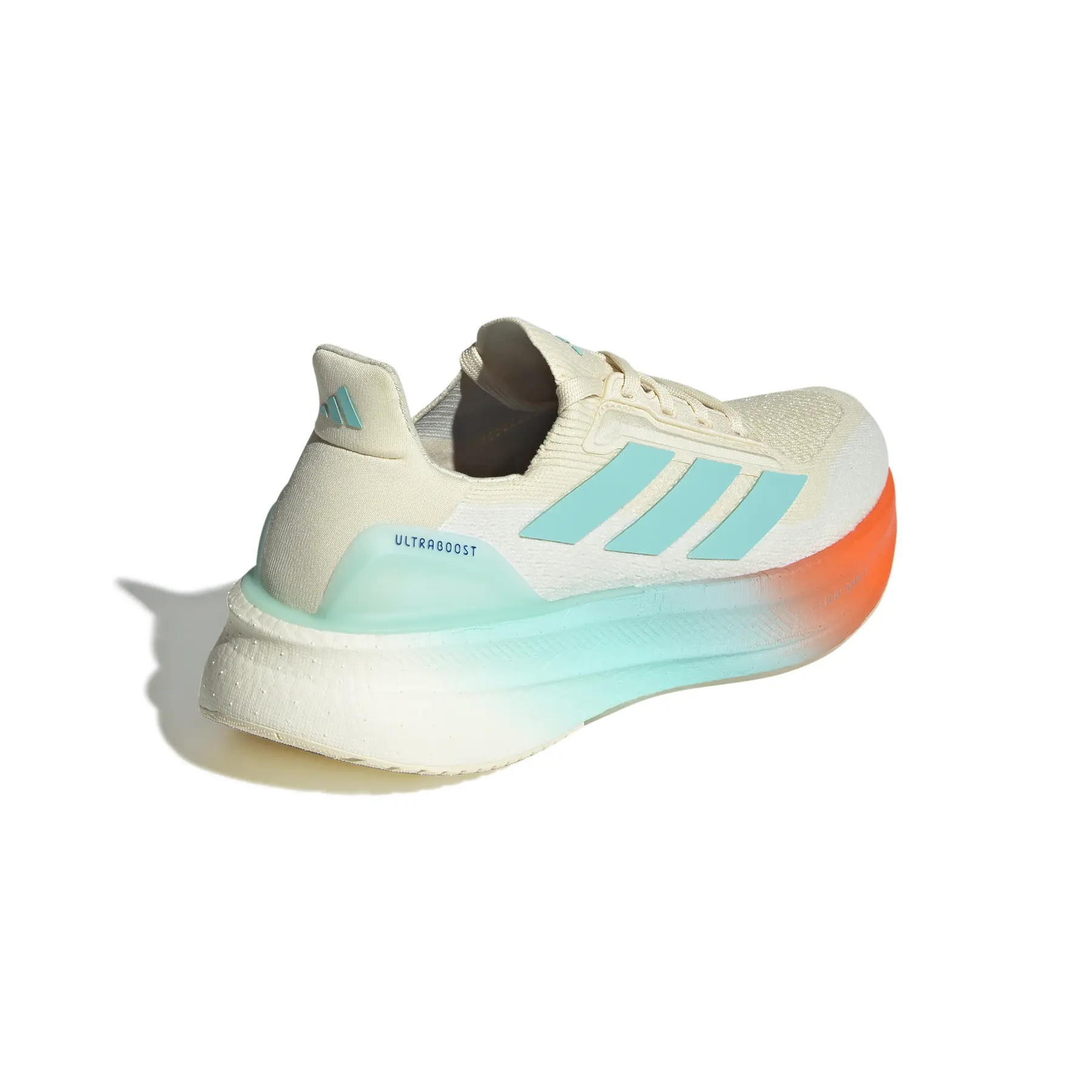 product/a/d/adidas_jh9019_7_footwear_photography_back_lateral_top_view_white.jpg