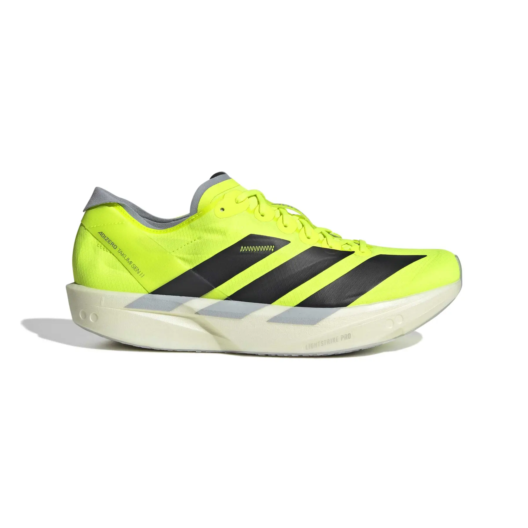 product/a/d/adidas_ji0991_1_footwear_photography_side_lateral_center_view_white-nw091625.jpg