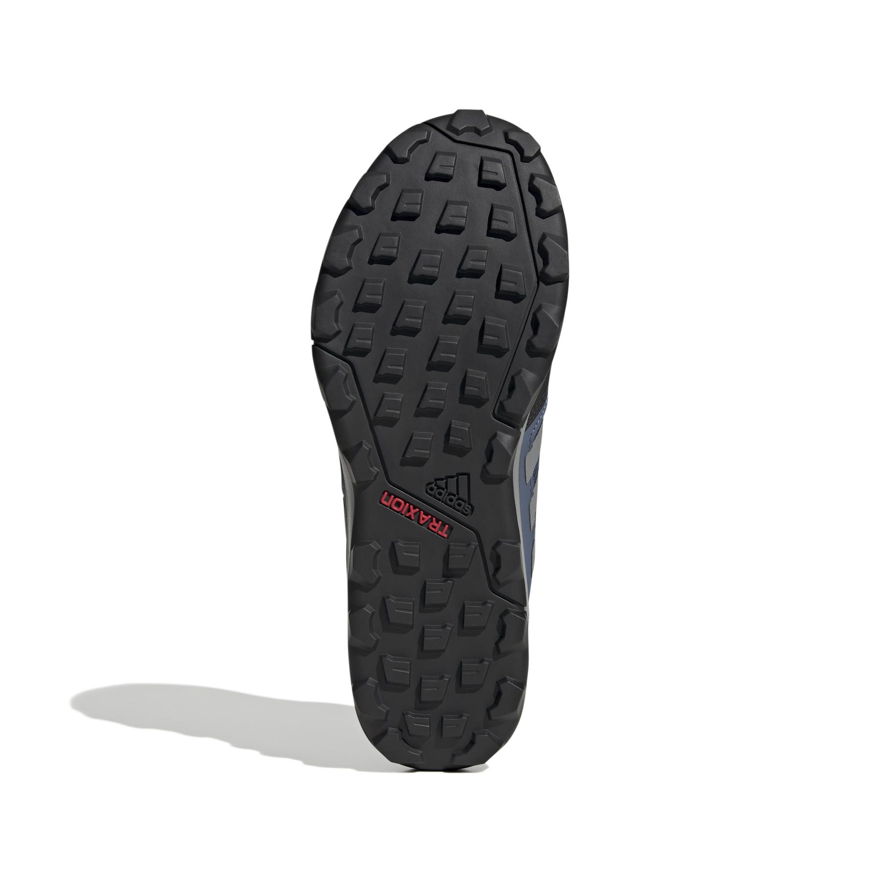 product/a/d/adidas_ji1304_4_footwear_photography_bottom_view_white.jpg