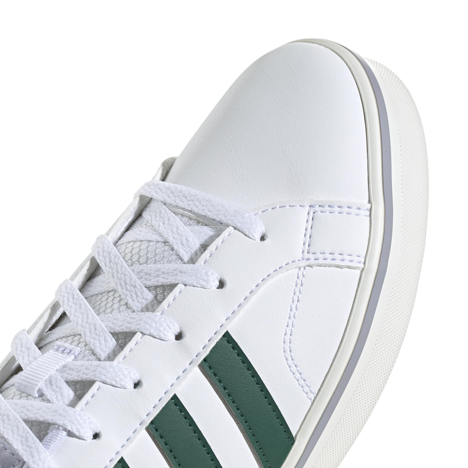 product/a/d/adidas_ji1812_9_footwear_photography_detail_view_2_white-nw091625.jpg