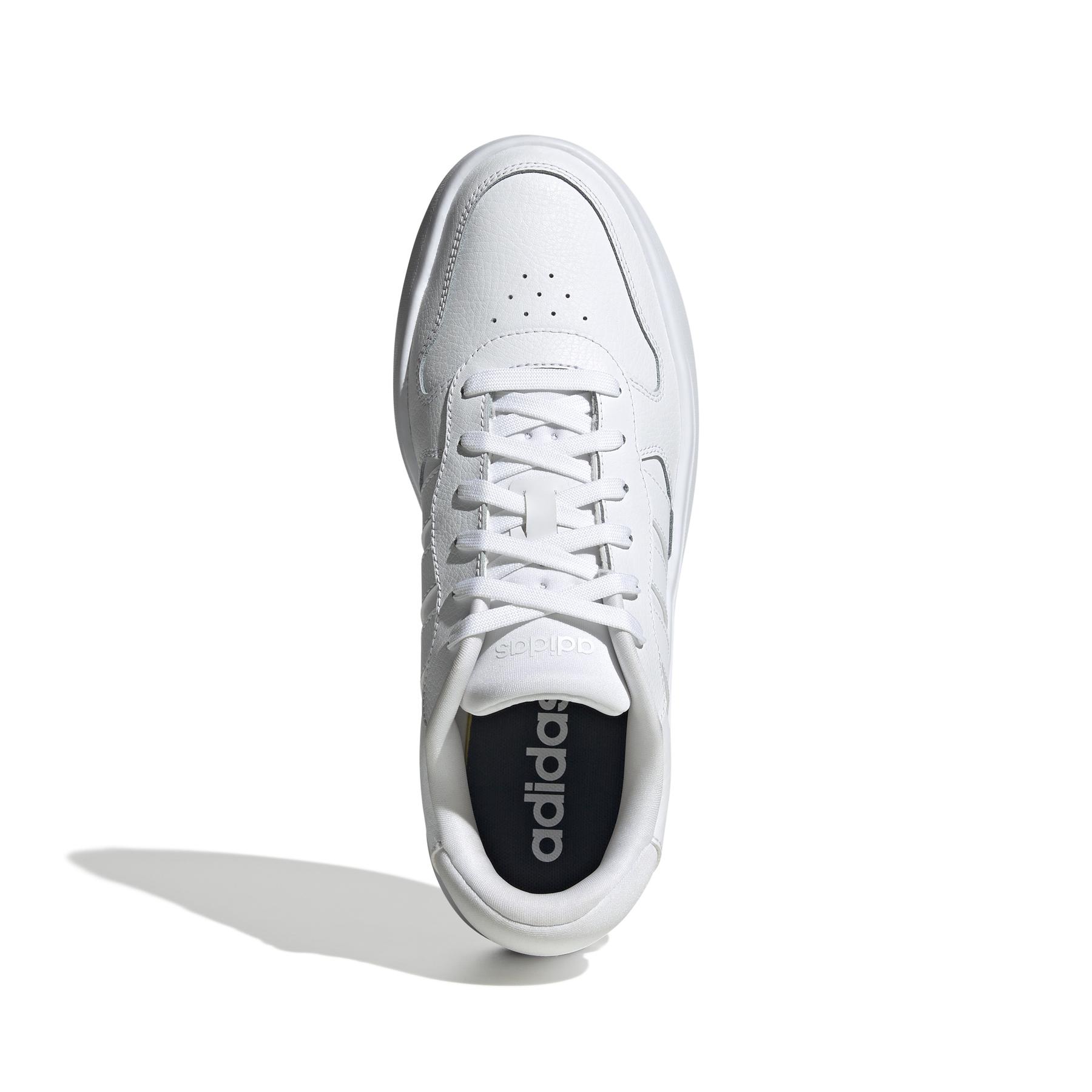 product/a/d/adidas_ji2166_3_footwear_photography_top_portrait_view_white-nw091625.jpg