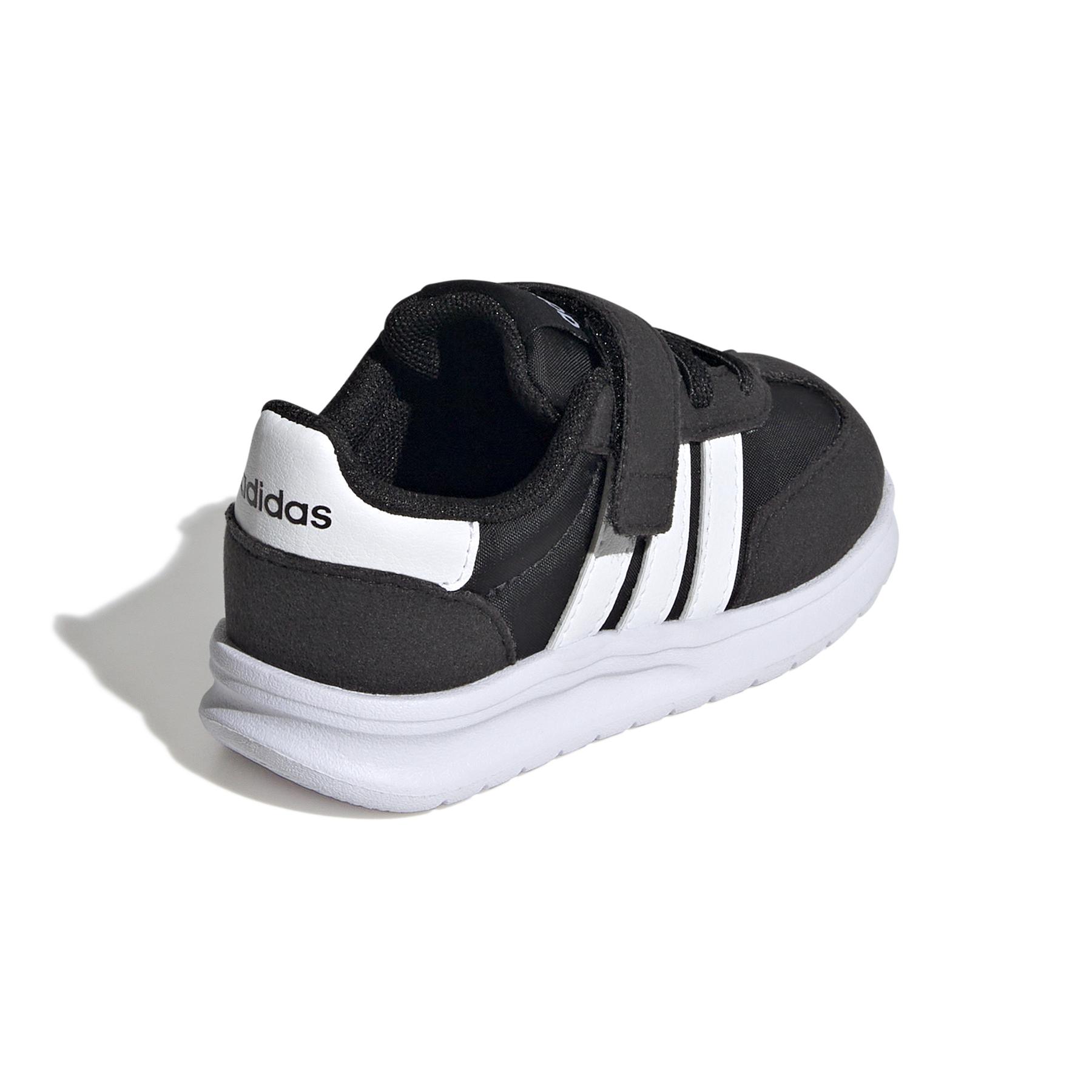 product/a/d/adidas_ji2270_7_footwear_photography_back_lateral_top_view_white.jpg