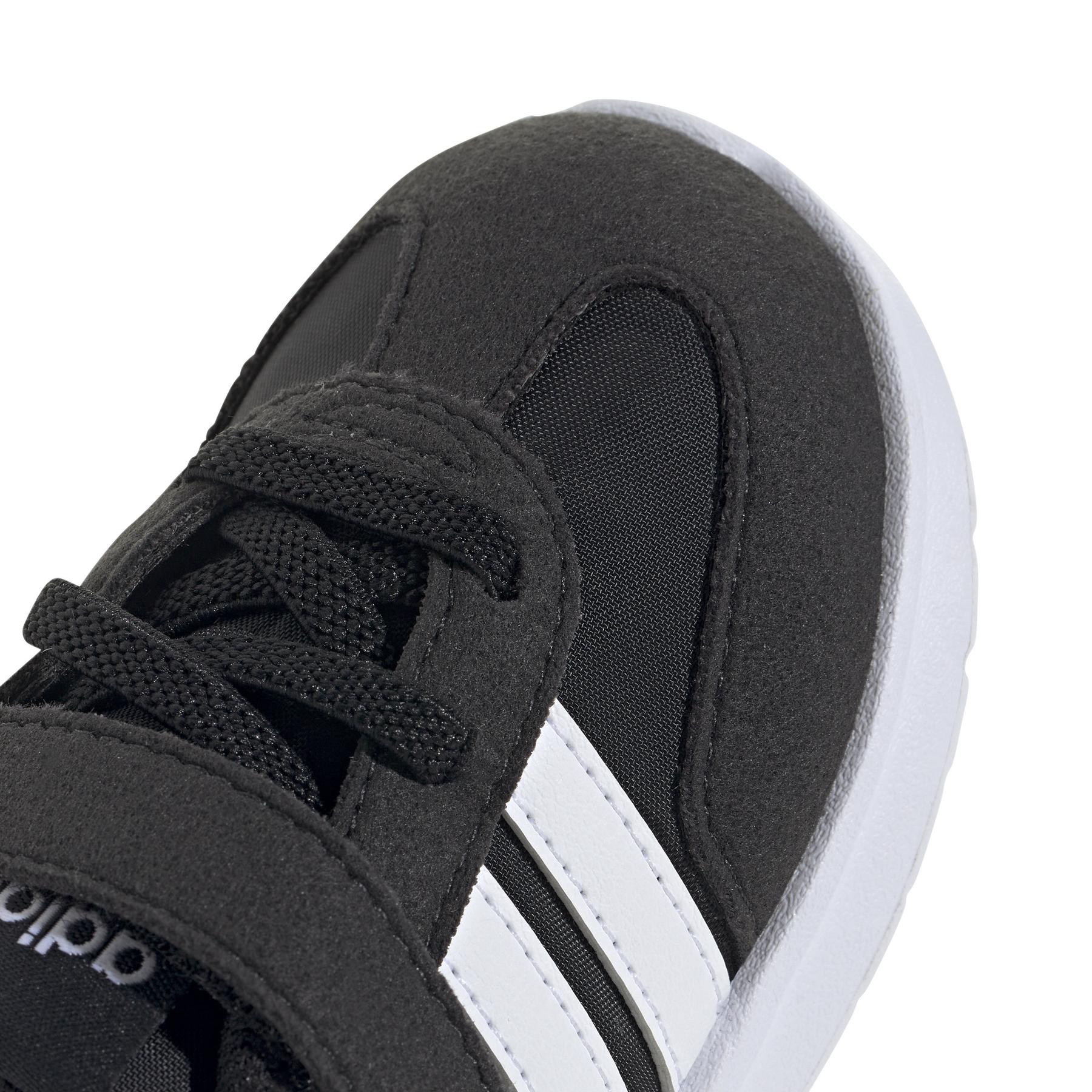 product/a/d/adidas_ji2270_9_footwear_photography_detail_view_2_white.jpg