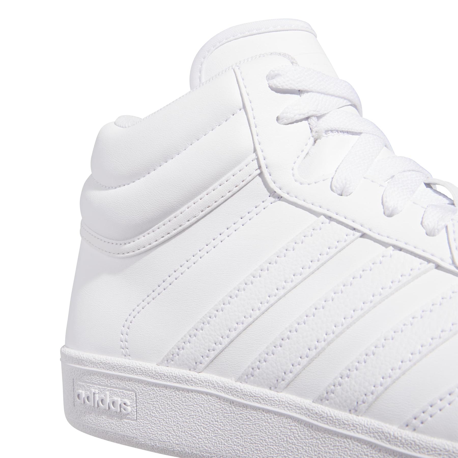 product/a/d/adidas_ji3465_8_footwear_photography_detail_view_1_white-nw091625.jpg