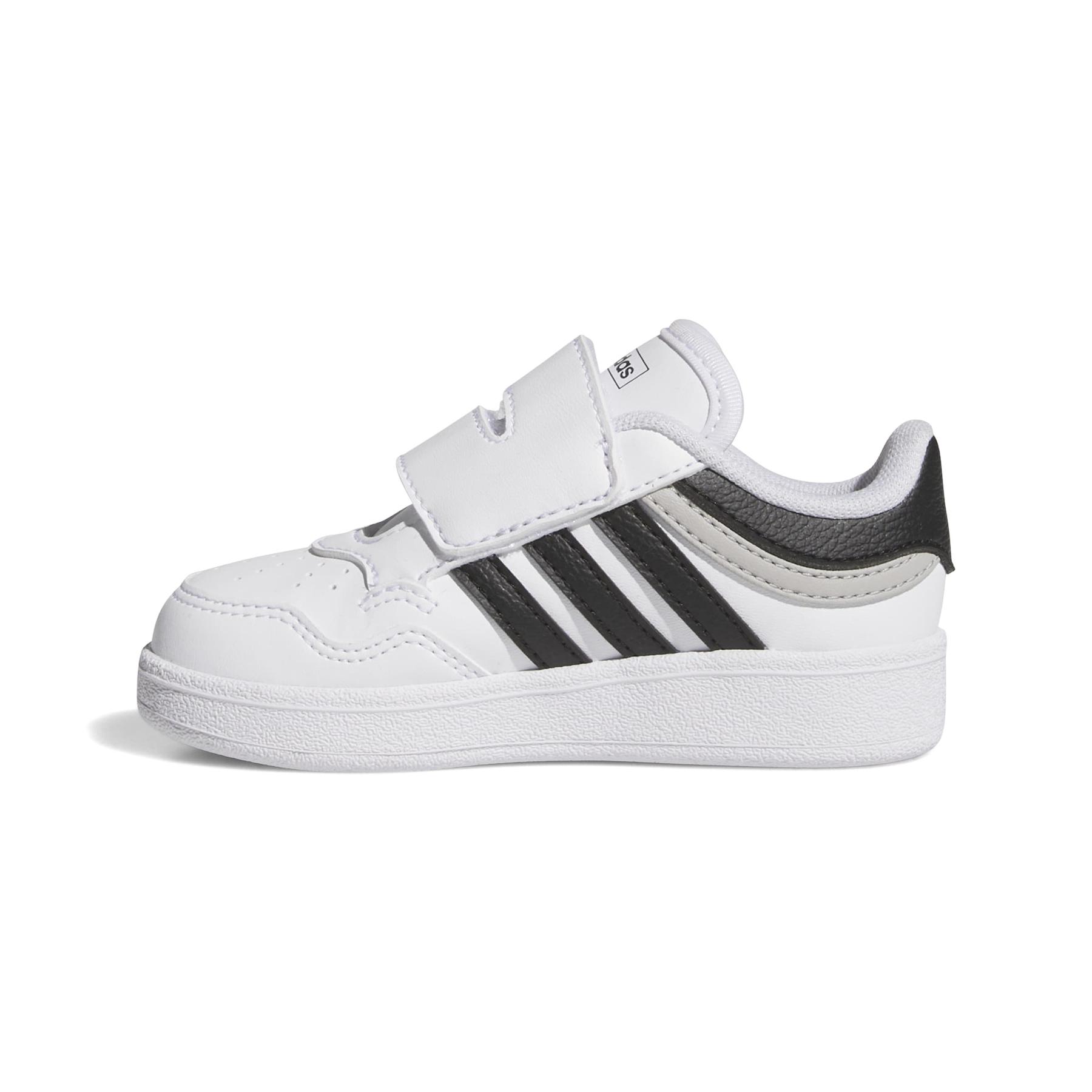 product/a/d/adidas_ji3486_5_footwear_photography_side_medial_center_view_white-nw091625.jpg