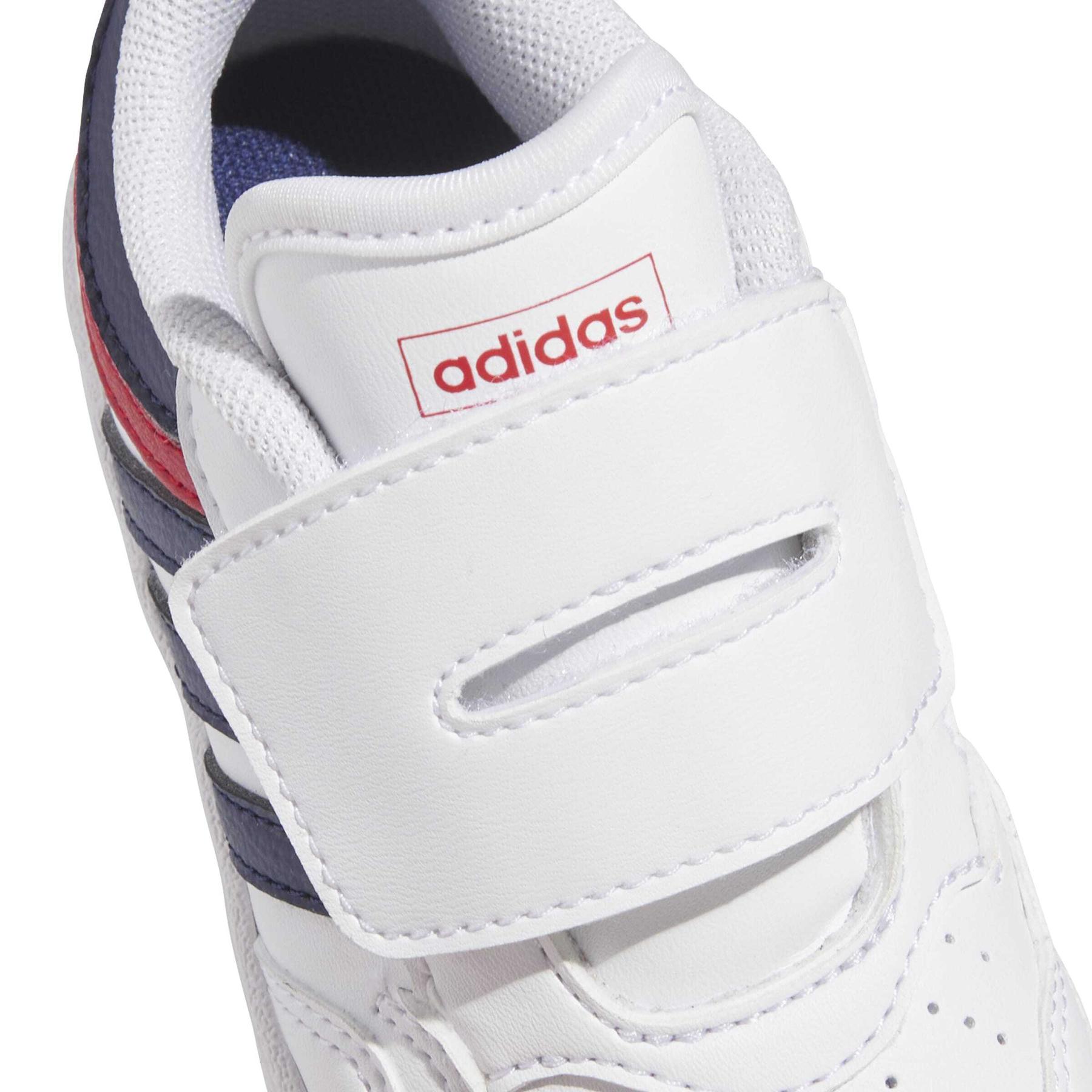 product/a/d/adidas_ji3488_8_footwear_photography_detail_view_1_white-nw091625.jpg