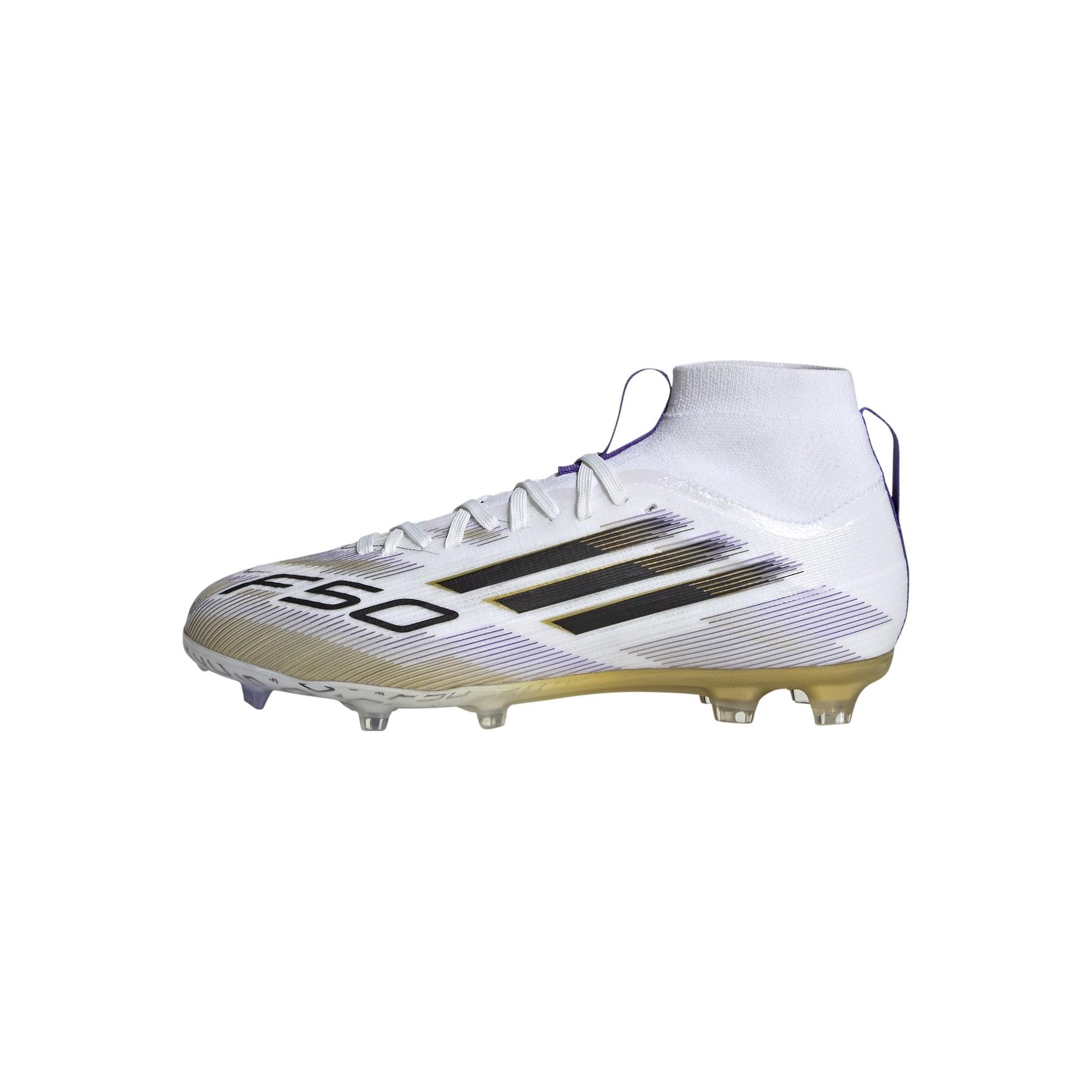 product/a/d/adidas_ji3543_12_footwear_photography_left_side_center_lateral_view_white.jpg