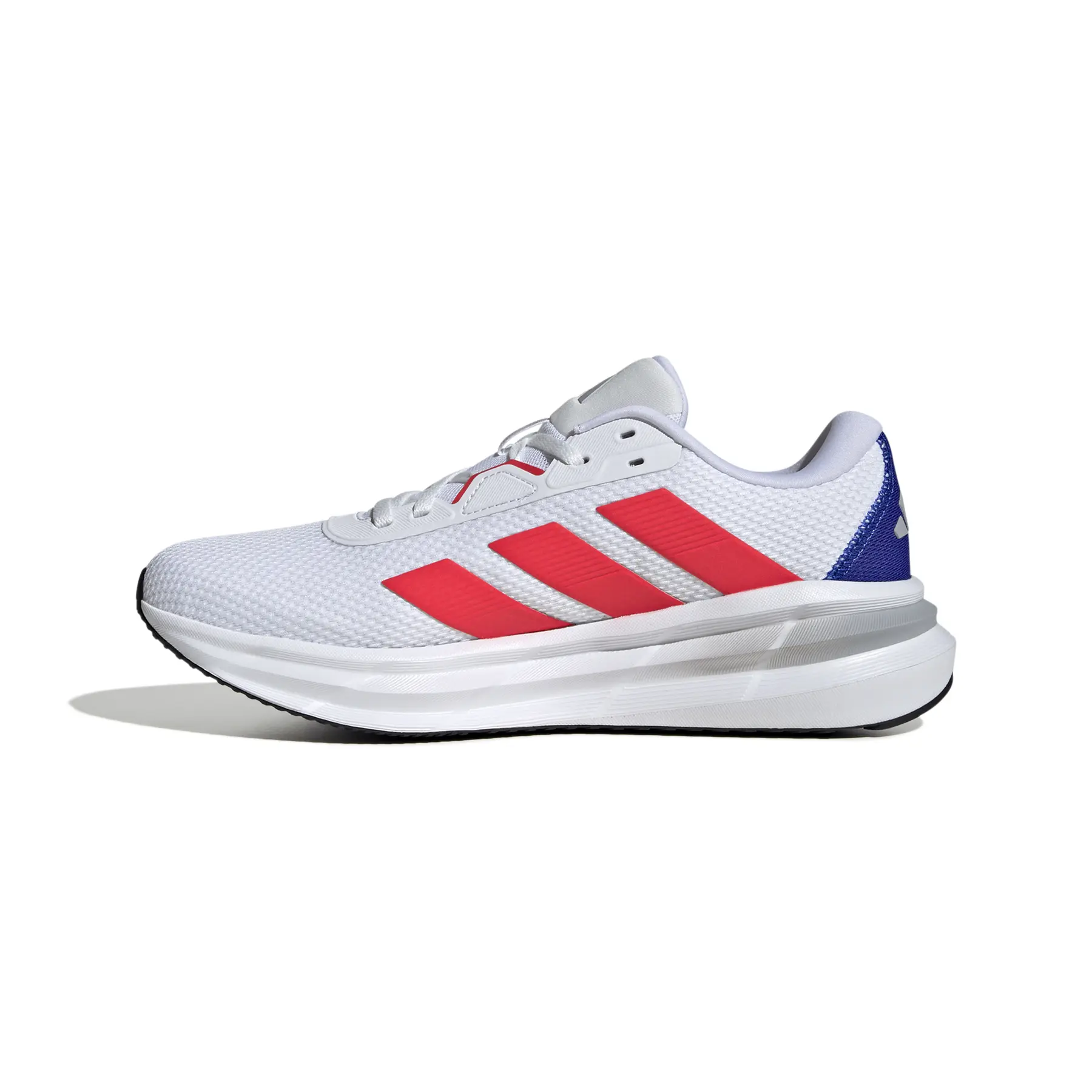 product/a/d/adidas_ji4600_5_footwear_photography_side_medial_center_view_white-nw091625.jpg