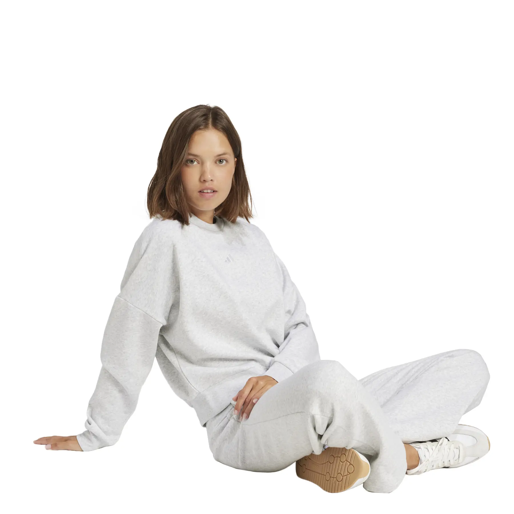Sweatshirt woman adidas Essentials Small Logo Feel Cozy | Handball