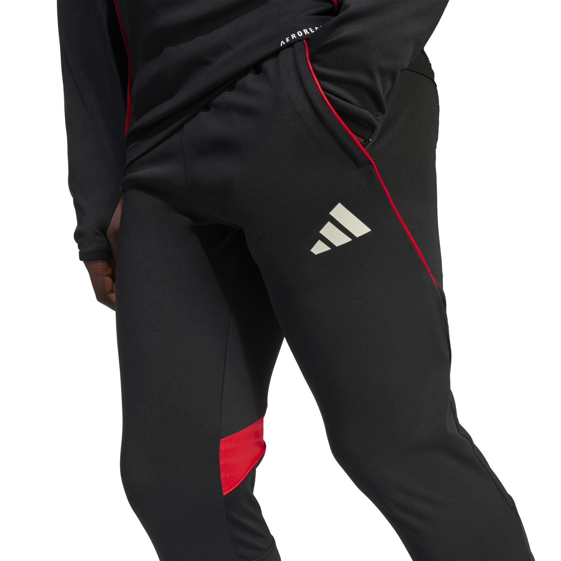 product/a/d/adidas_jm1215_black_6.jpg