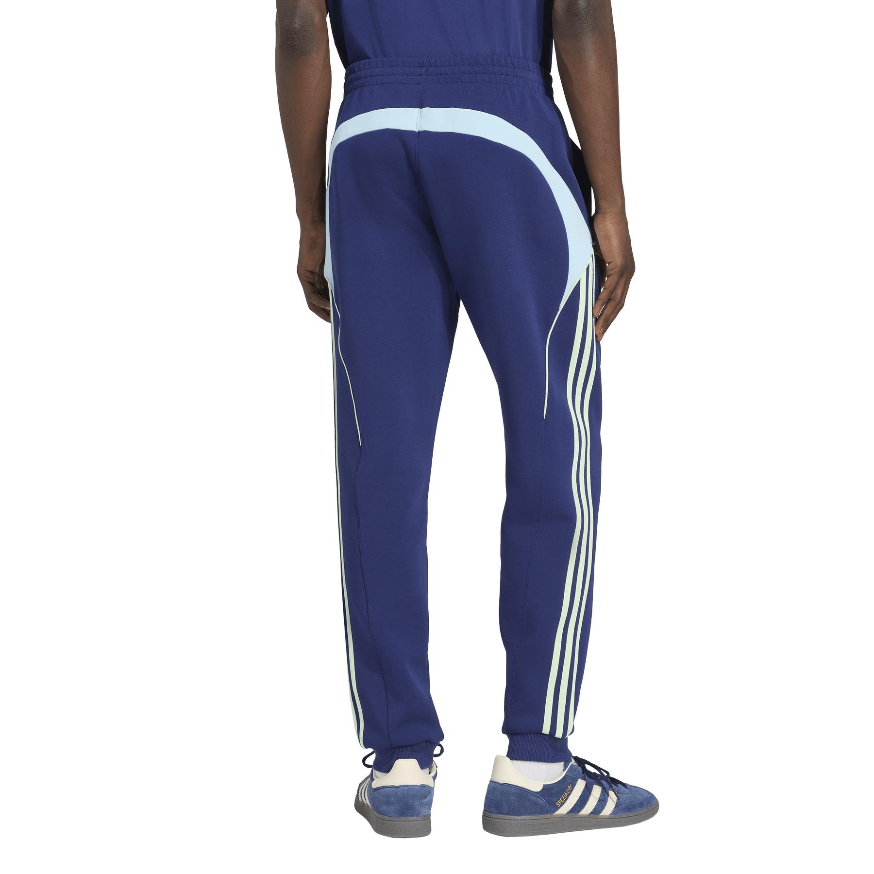 product/a/d/adidas_jm7351_ngtsky_3.jpg