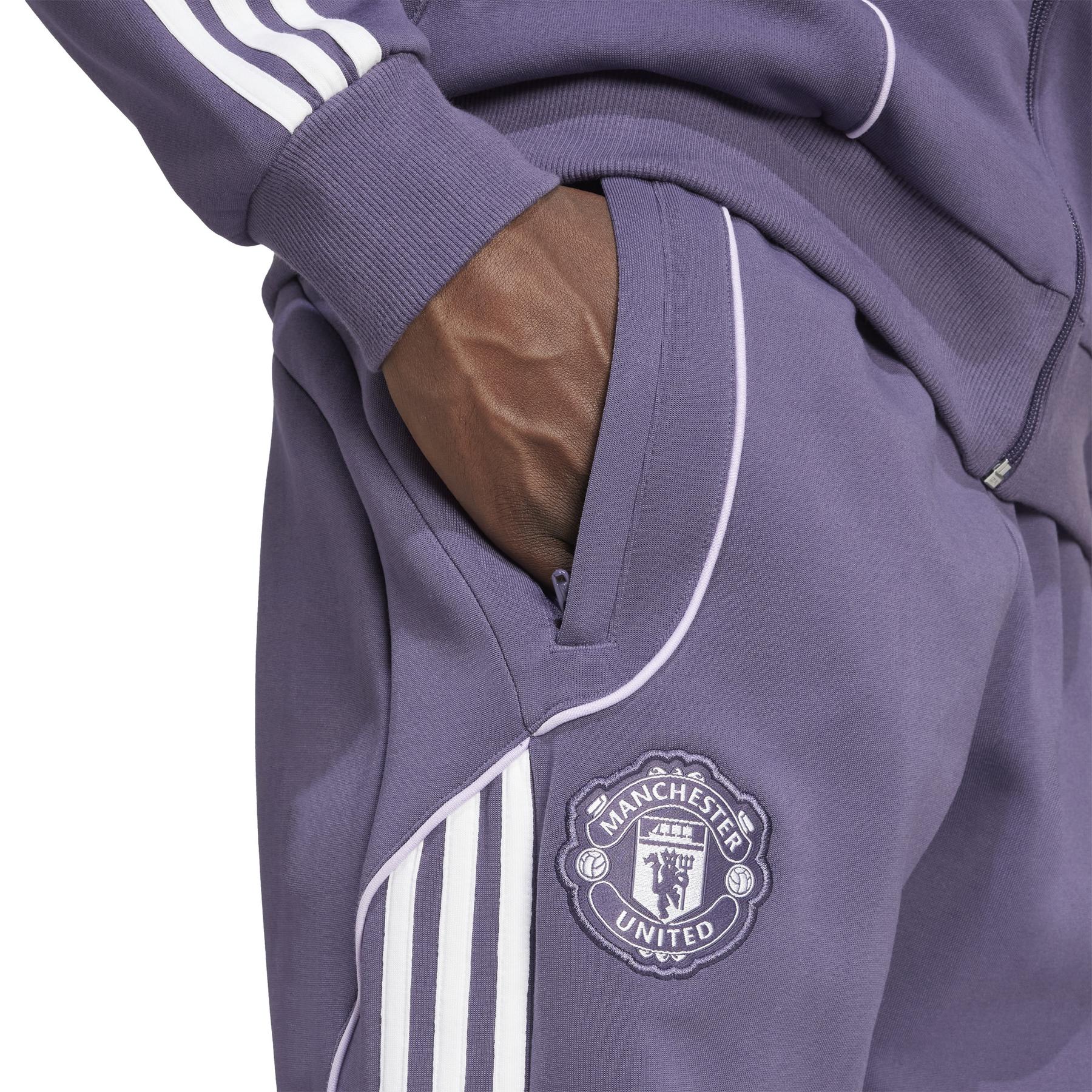 product/a/d/adidas_jn2828_5_apparel_on_model_detail_view_1_white.jpg