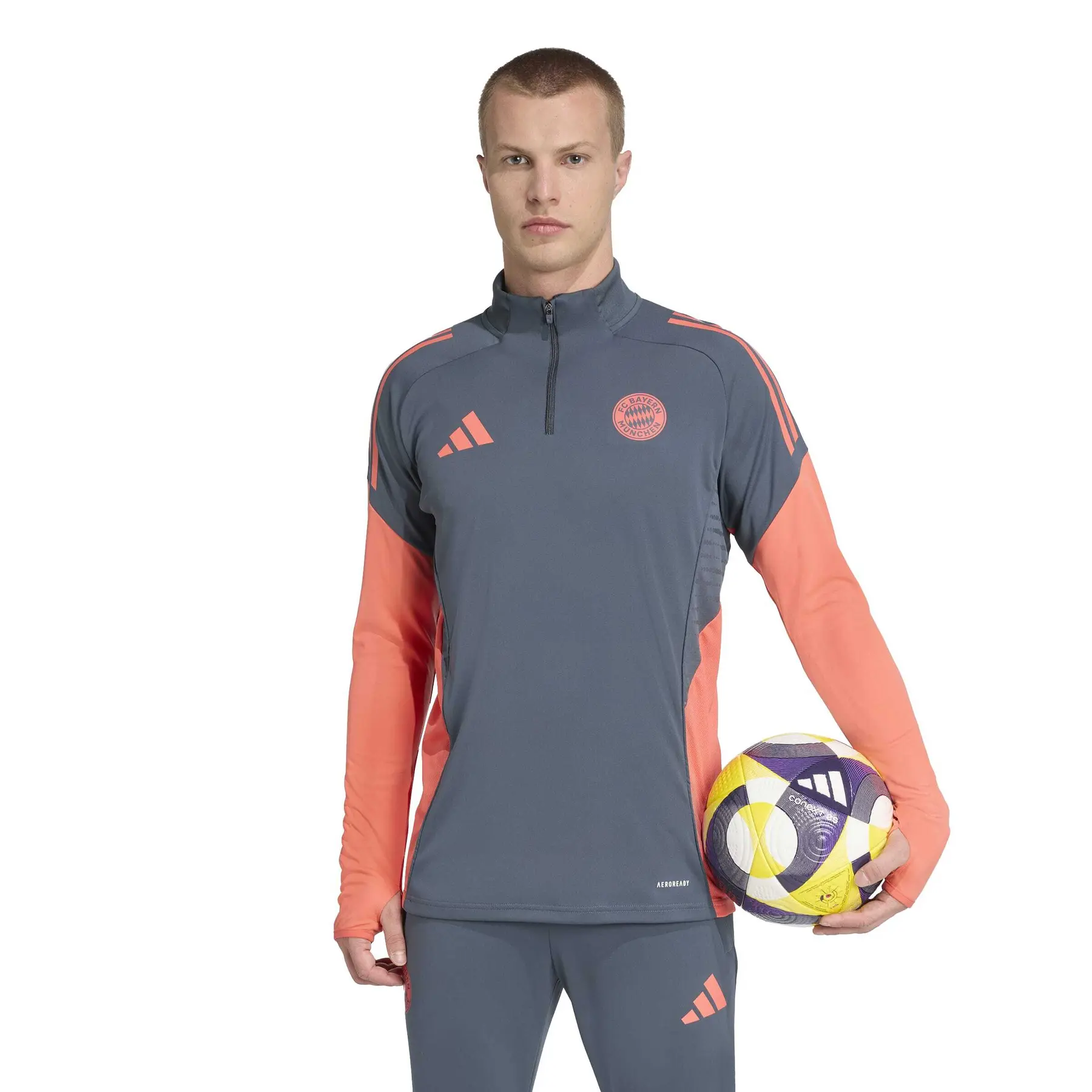 Bayern Munich tracksuit jacket 2025/26 | Foot-Store