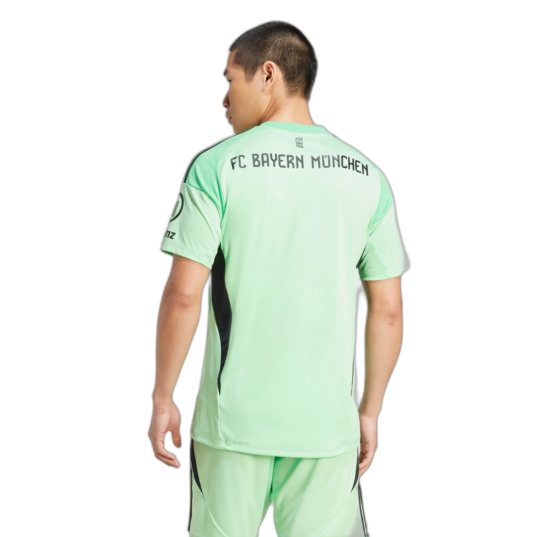 Bayern Munich goalkeeper shirt 2025/26 | Foot-Store