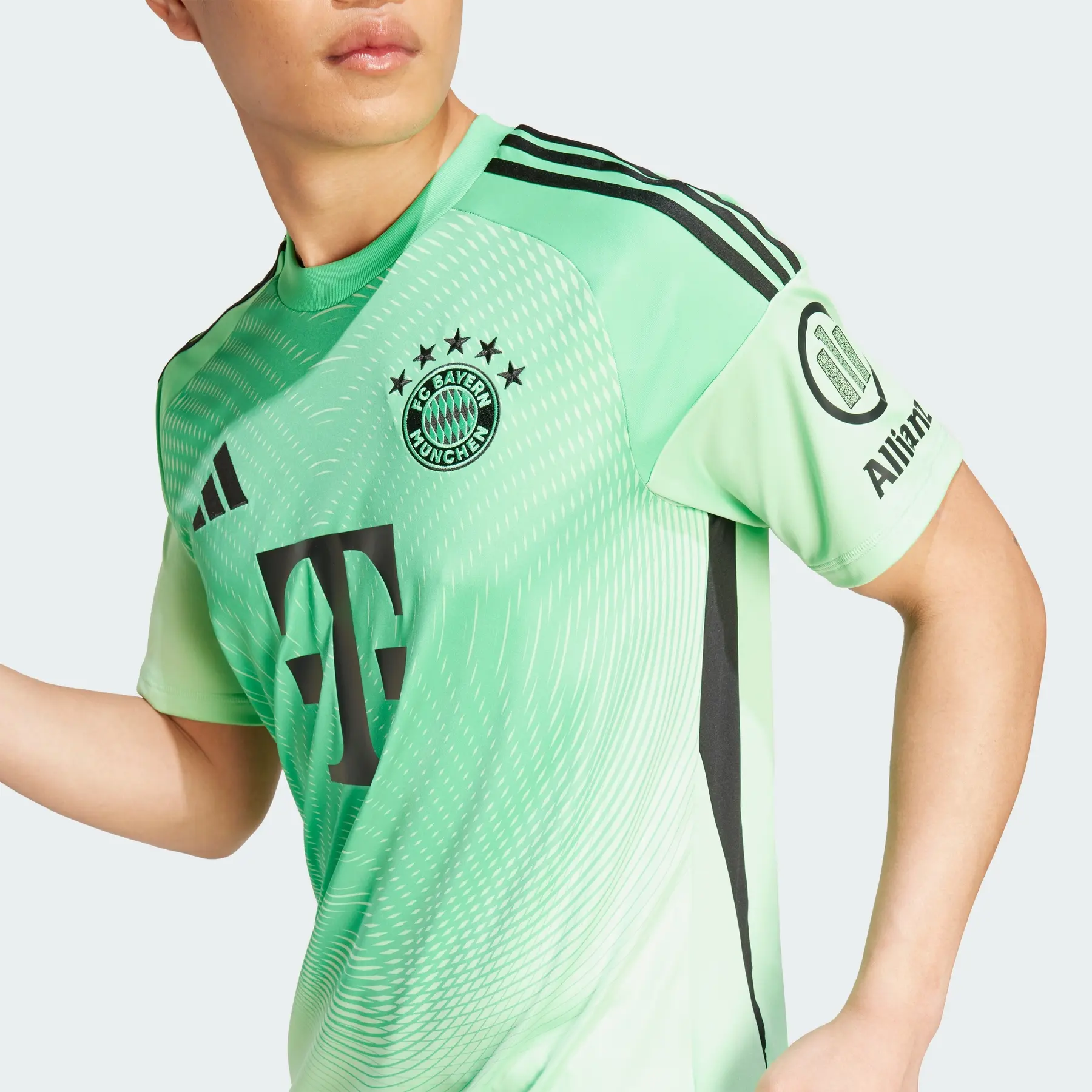 Bayern Munich goalkeeper shirt 2025/26 | Foot-Store