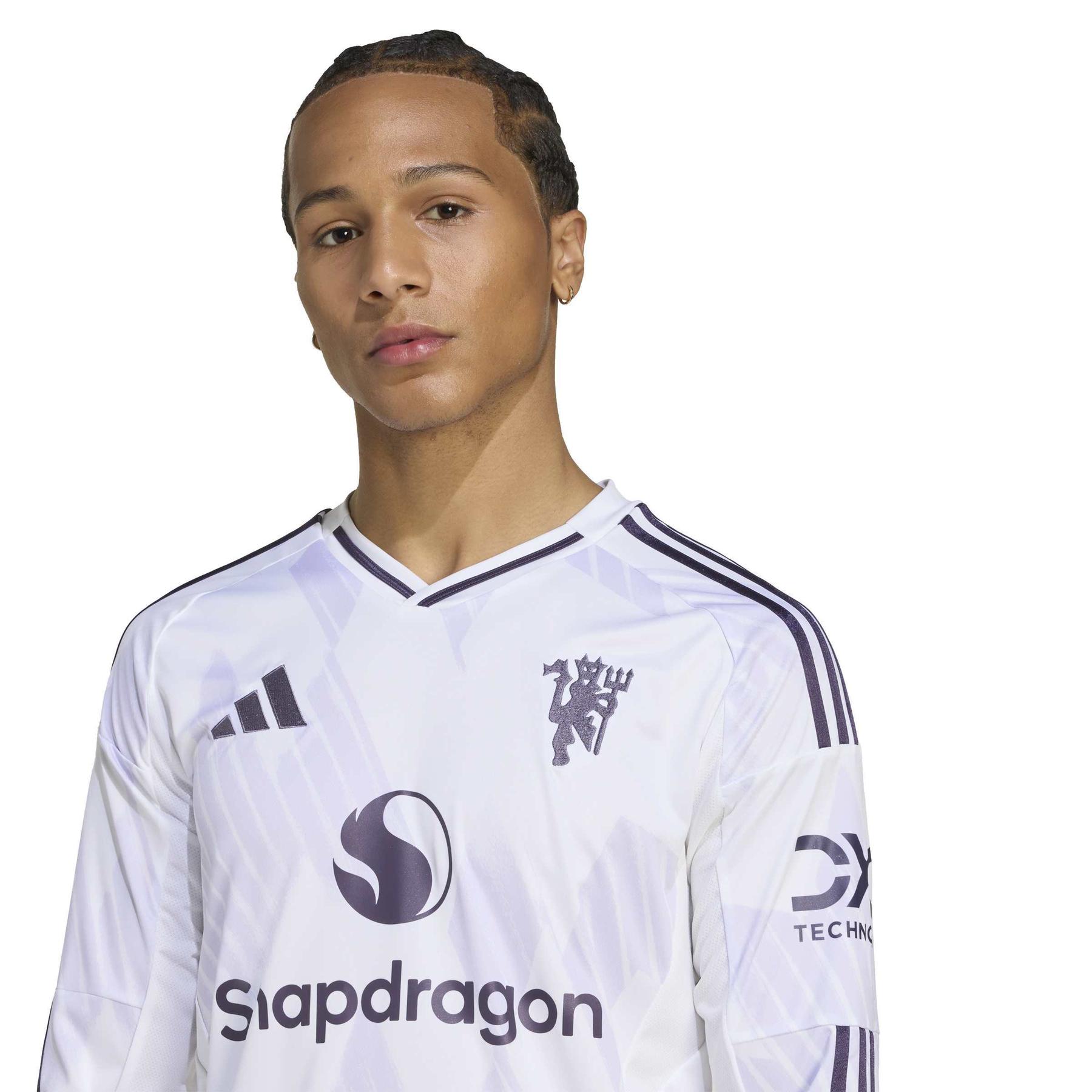 product/a/d/adidas_jp3025_6_apparel_on_model_detail_view_1_white.jpg