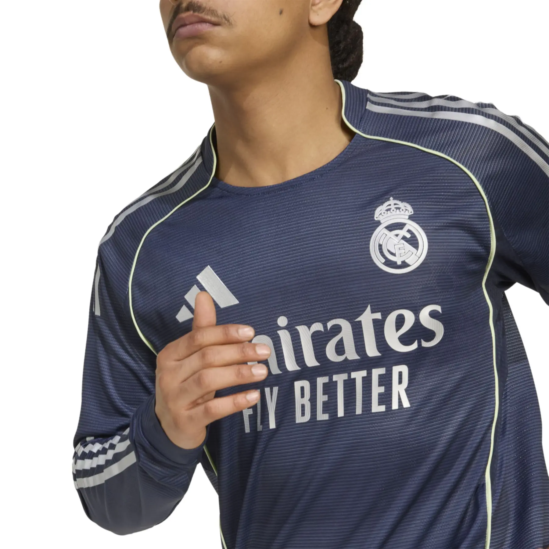 Maillot D'entraînement Real Madrid Adidas 19/20 – Manches Longues, Taille L