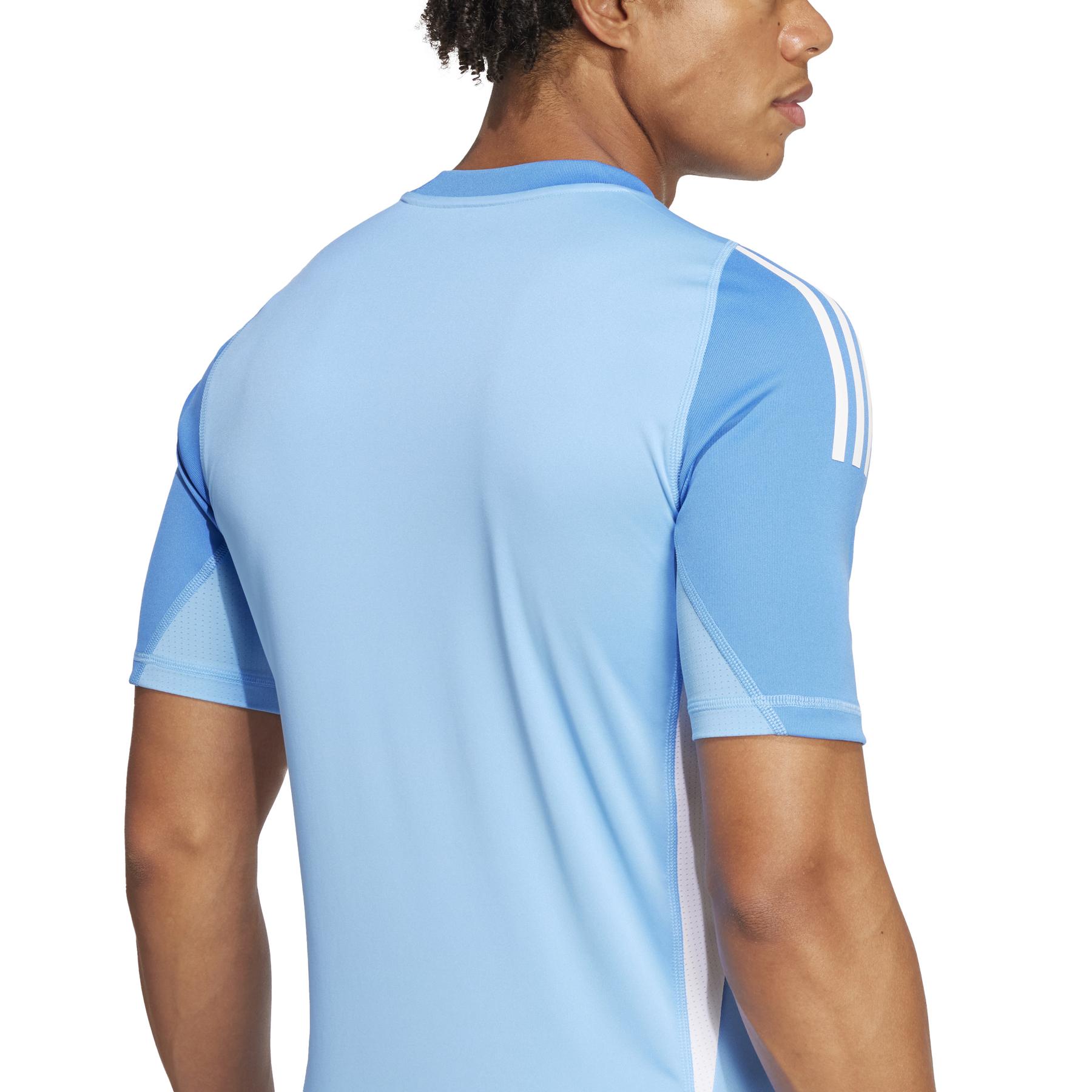 product/a/d/adidas_jp4381_blubrs_8.jpg