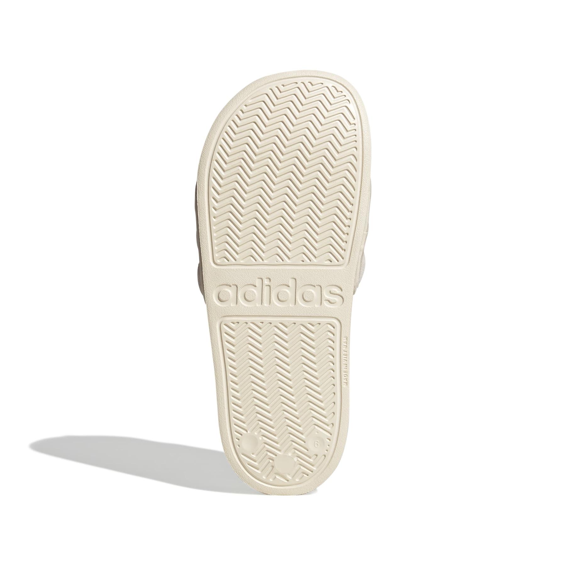 product/a/d/adidas_jp5191_4_footwear_photography_bottom_view_white-nw091625.jpg
