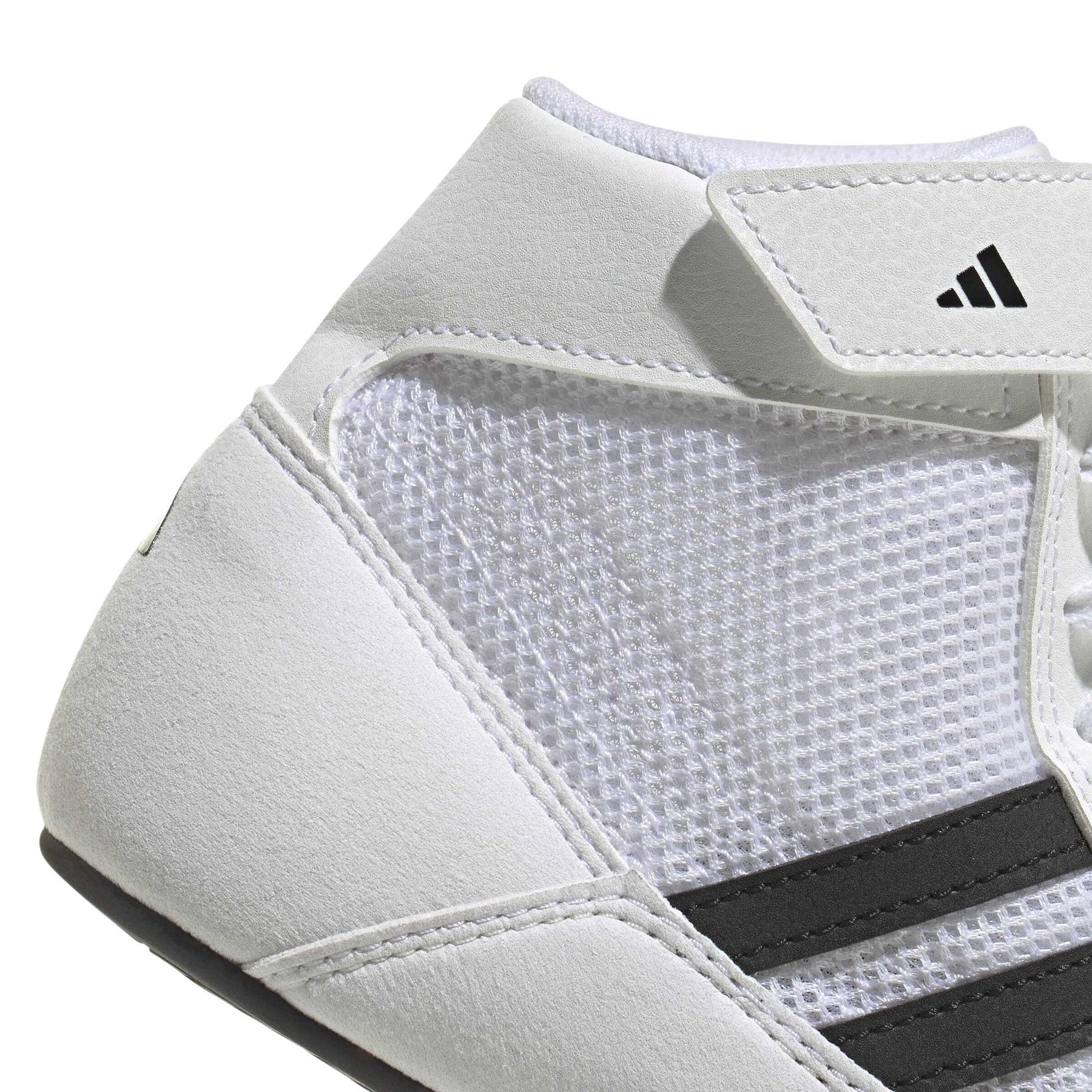 product/a/d/adidas_jp6123_8_footwear_photography_detail_view_1_white-nw091625.jpg