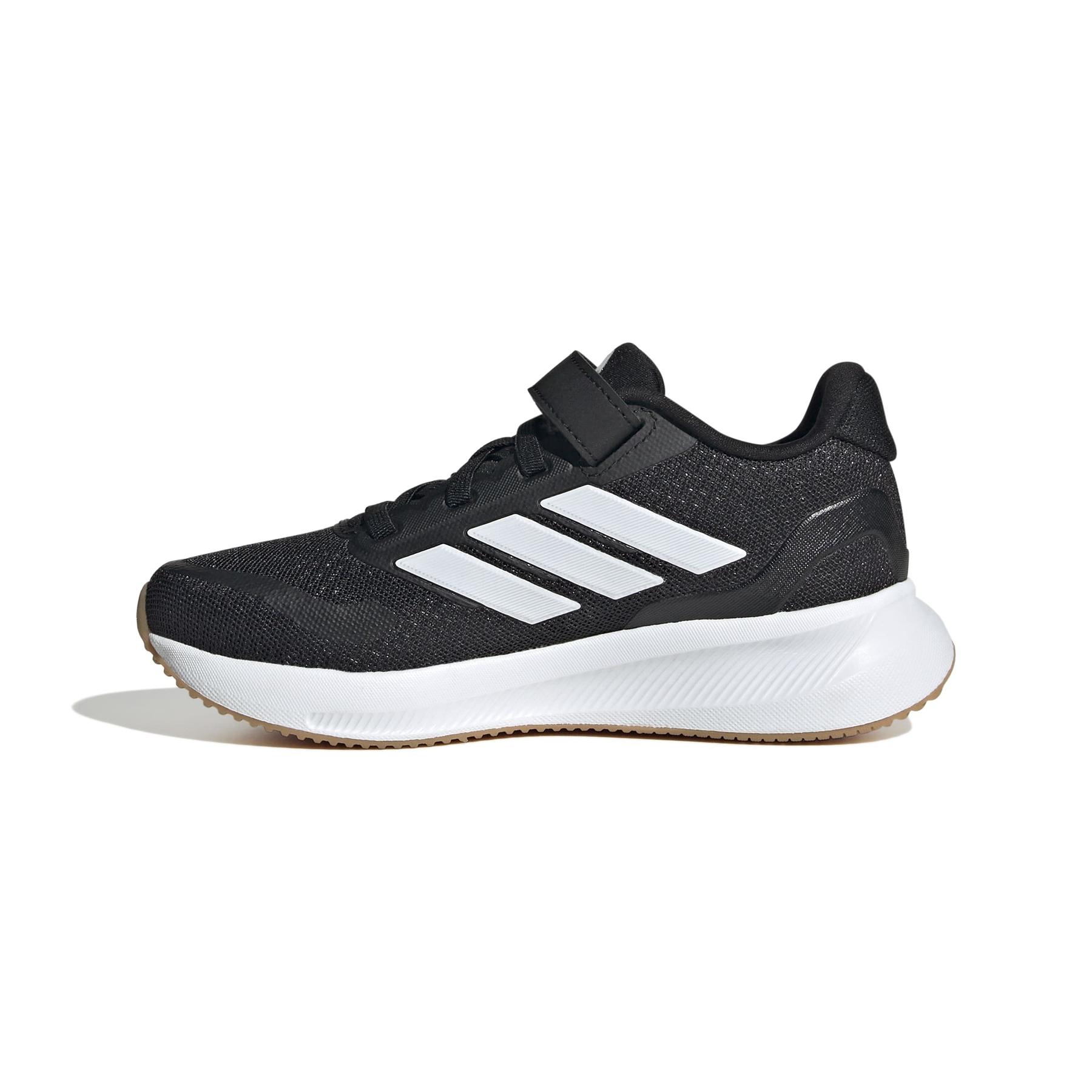 product/a/d/adidas_jp6924_5_footwear_photography_side_medial_center_view_white-nw091625.jpg