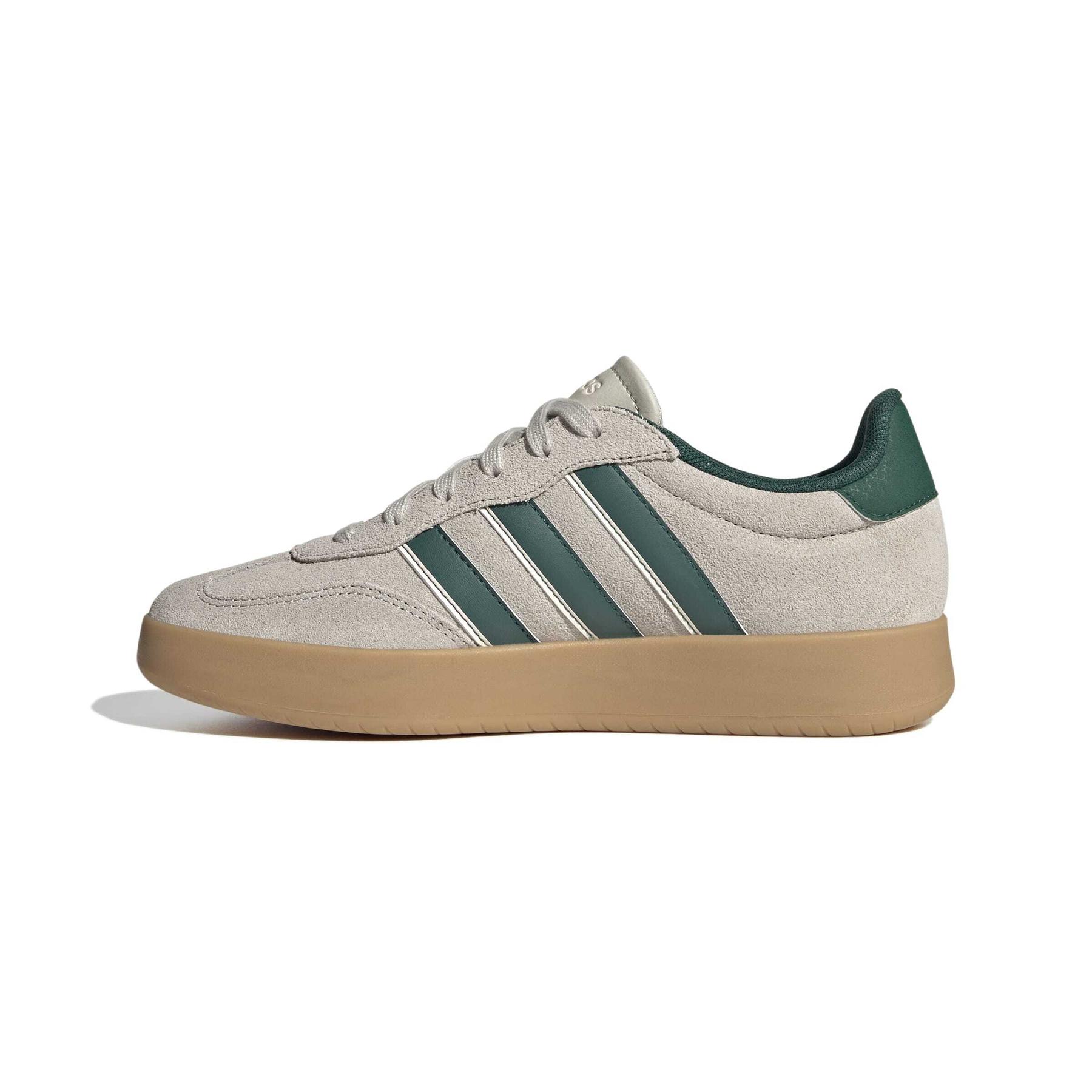 product/a/d/adidas_jp7106_5_footwear_photography_side_medial_center_view_white-nw091625.jpg