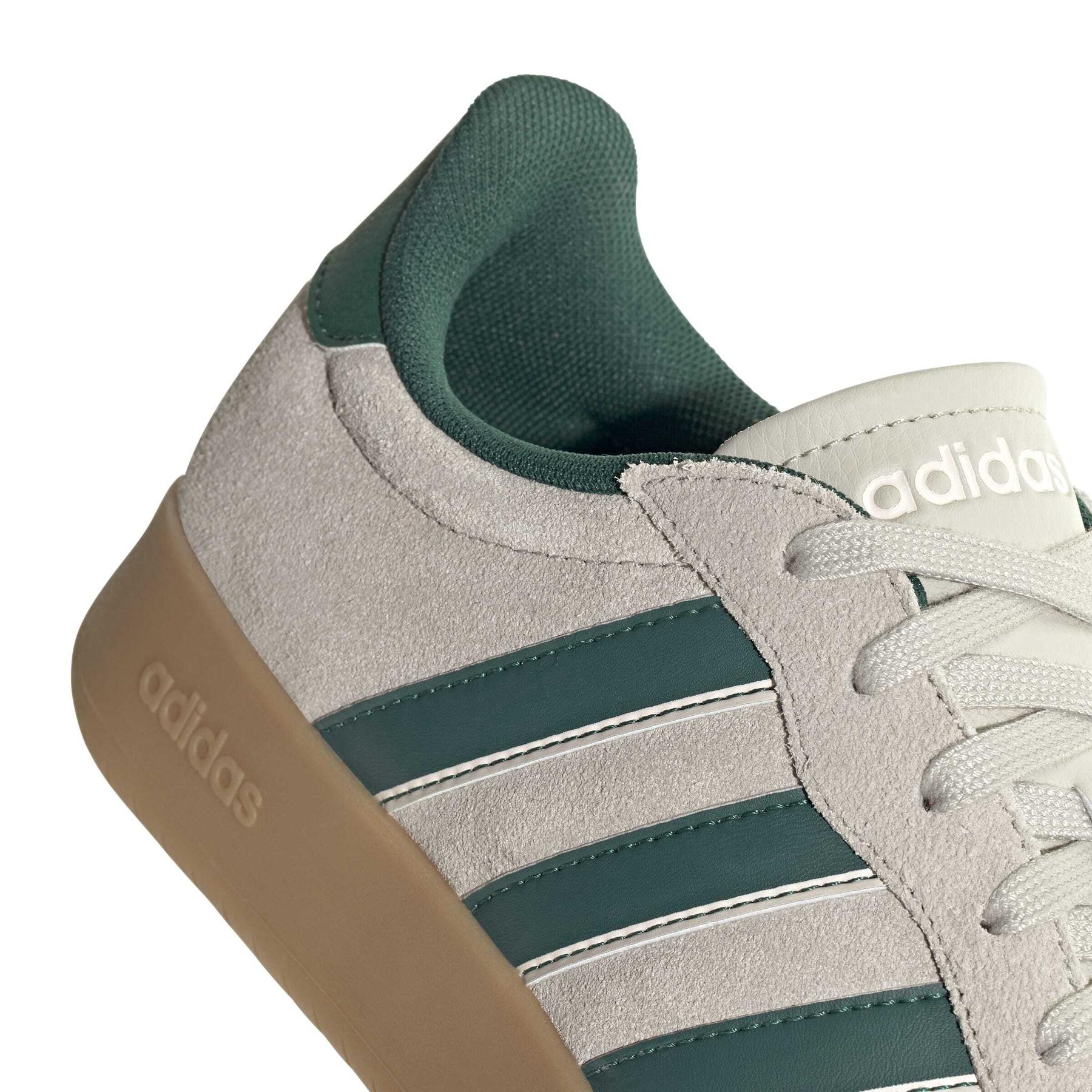 product/a/d/adidas_jp7106_8_footwear_photography_detail_view_1_white-nw091625.jpg