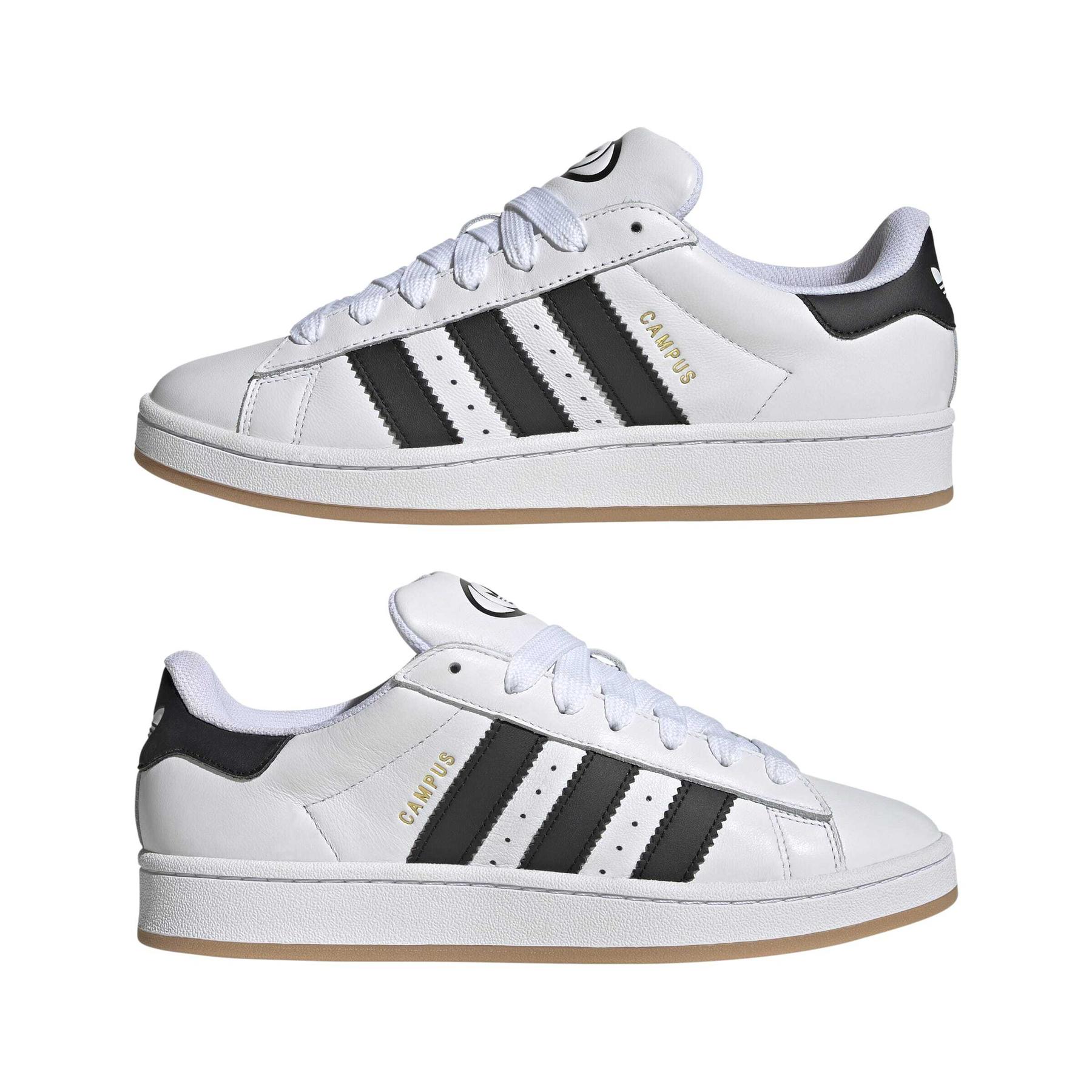 product/a/d/adidas_jp9998_10_footwear_photography_mirrored_pair_view_white.jpg