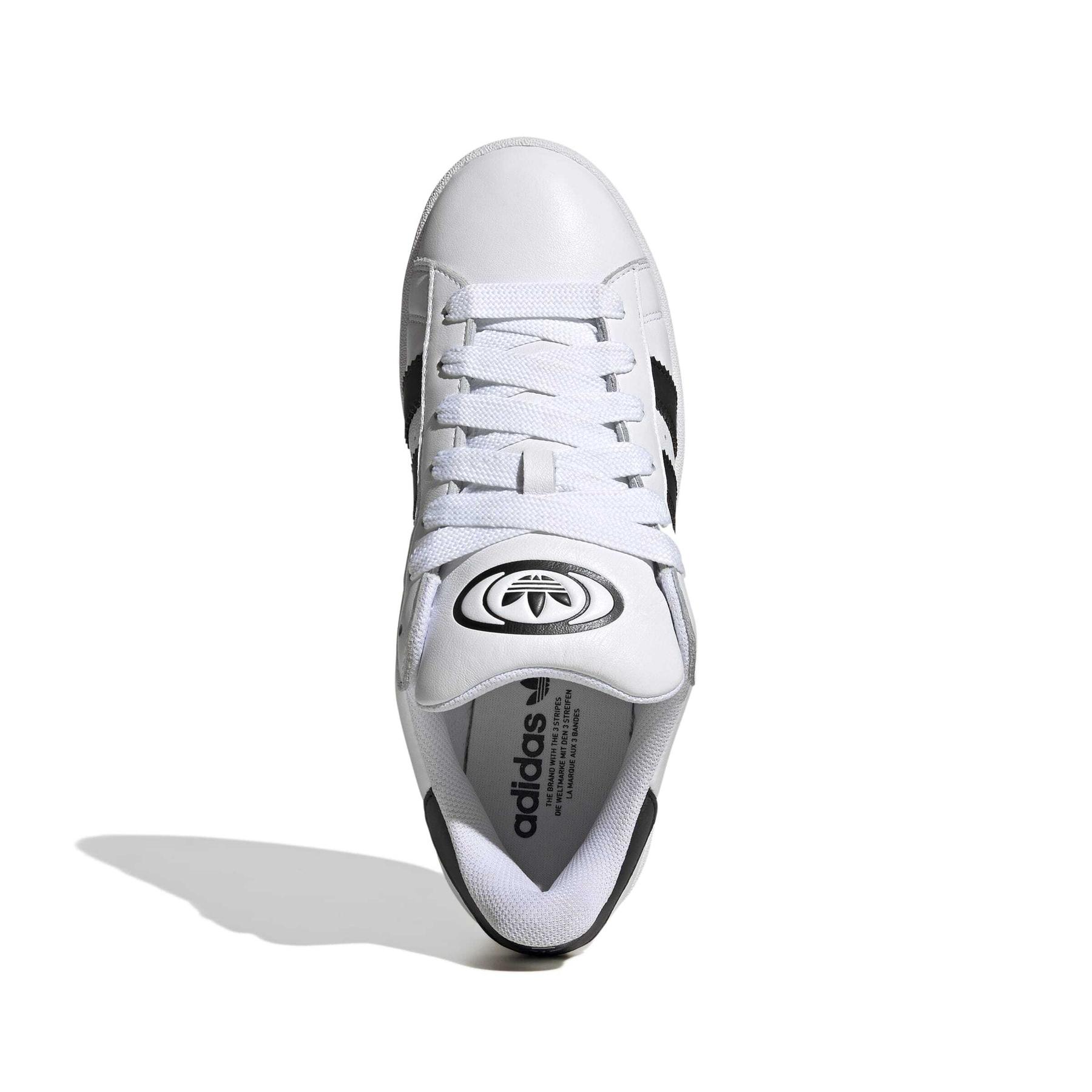 product/a/d/adidas_jp9998_3_footwear_photography_top_portrait_view_white.jpg