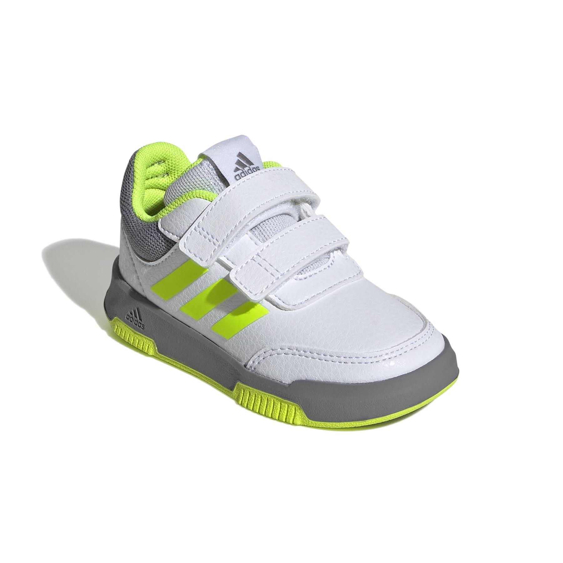 product/a/d/adidas_jq2875_6_footwear_photography_front_lateral_top_view_white-nw091625.jpg