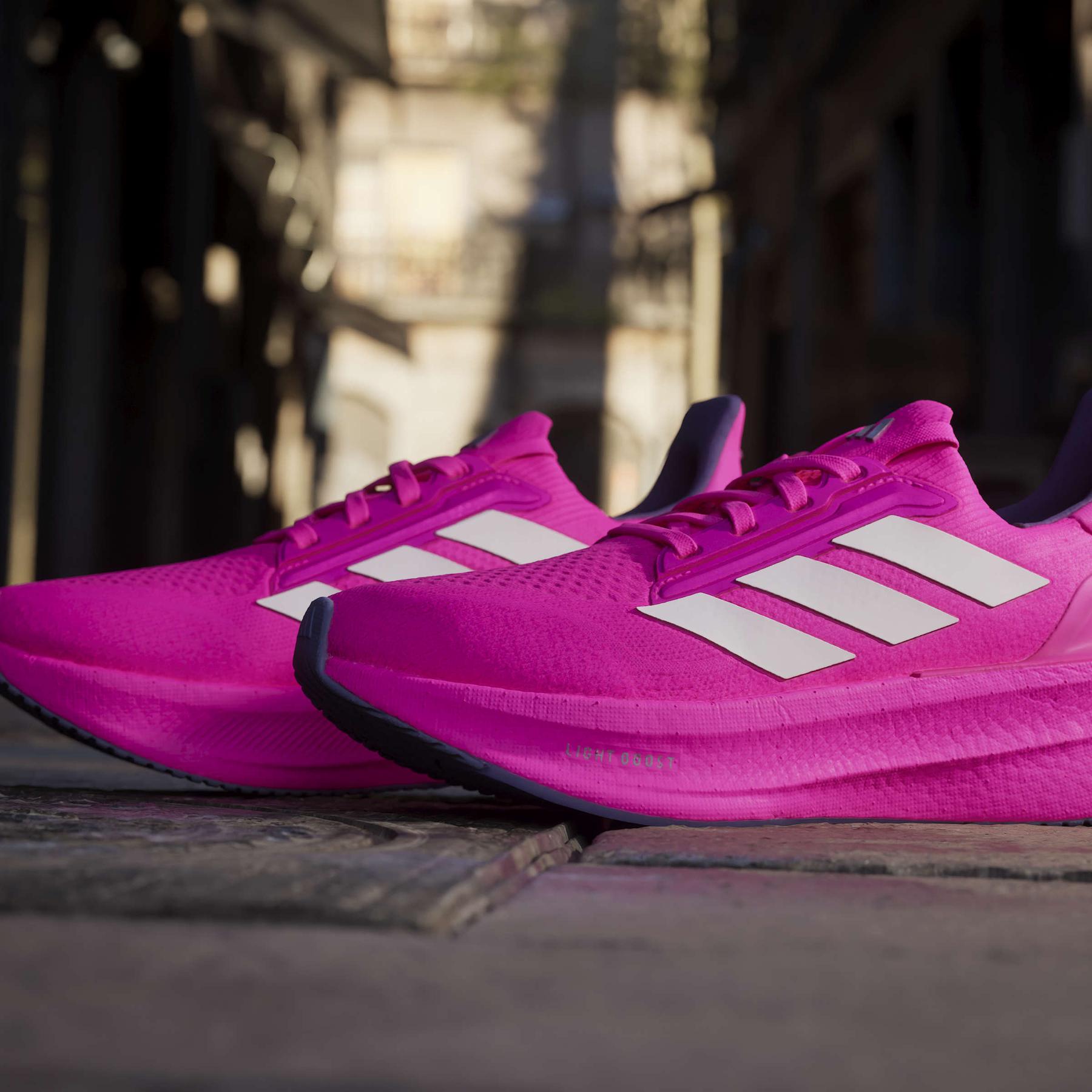 product/a/d/adidas_jq2928_24_footwear_photography_heromrktng_view_9-nw091625.jpg