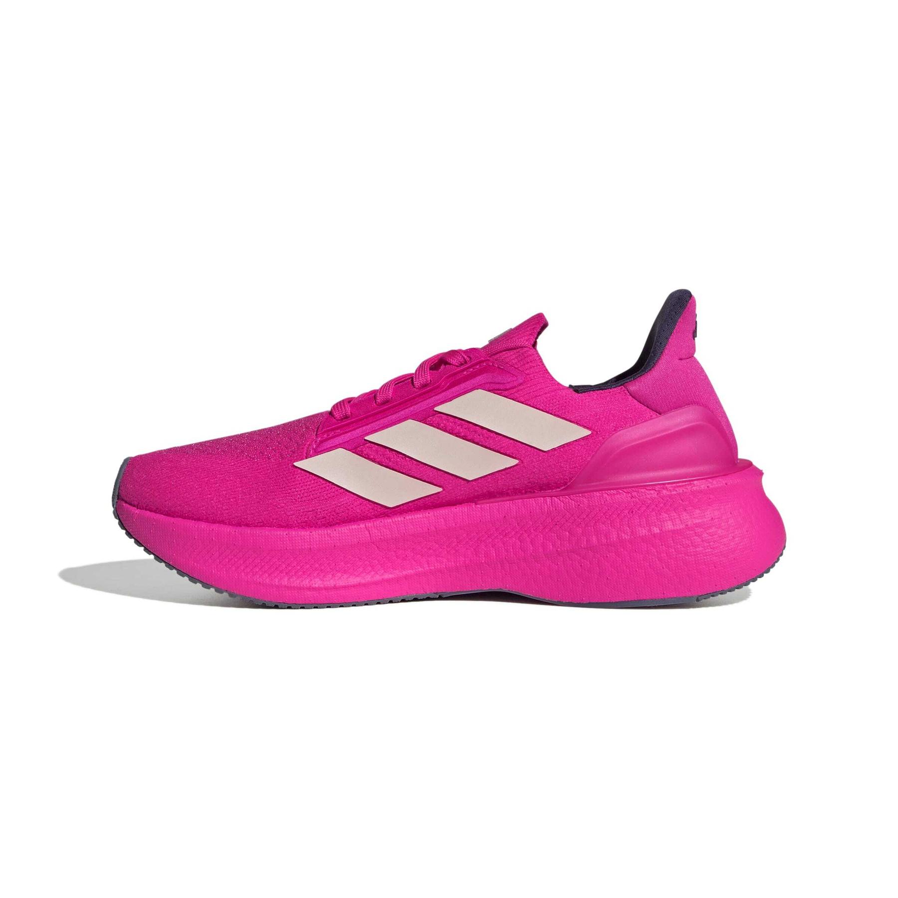product/a/d/adidas_jq2928_5_footwear_photography_side_medial_center_view_white-nw091625.jpg