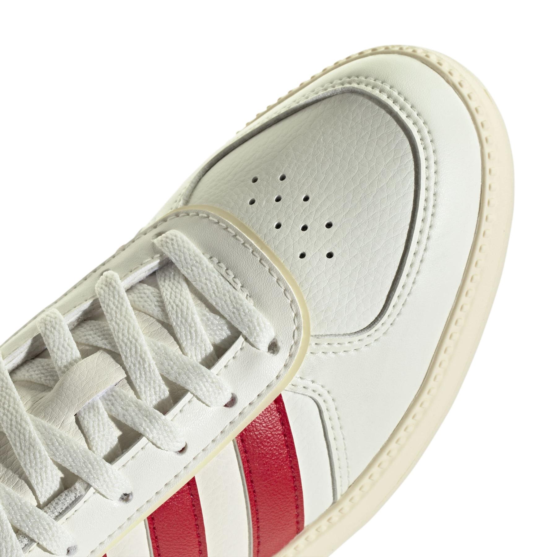 product/a/d/adidas_jq3052_8_footwear_photography_detail_view_1_white.jpg