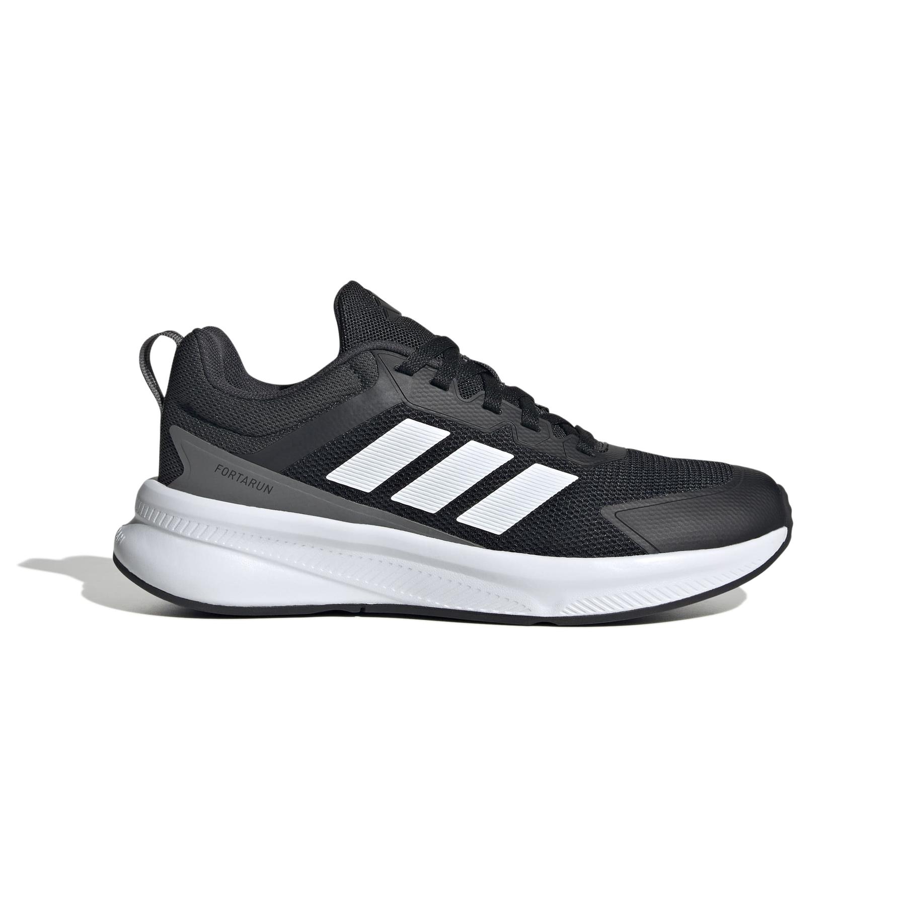 product/a/d/adidas_jq5167_1_footwear_photography_side_lateral_center_view_white-nw091625.jpg