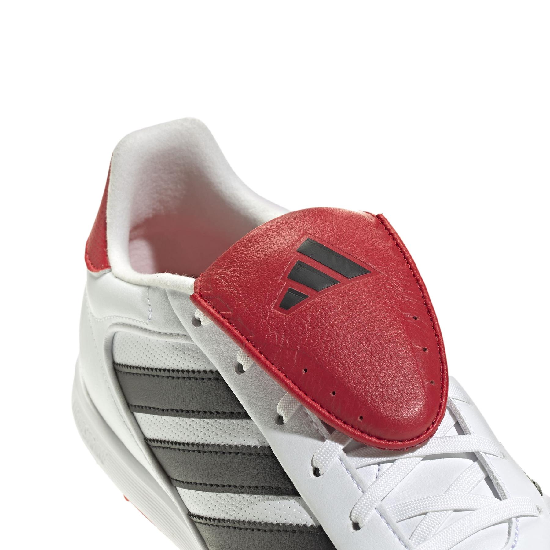 product/a/d/adidas_jq6374_7_footwear_photography_detail_view_1_white-nw091625.jpg
