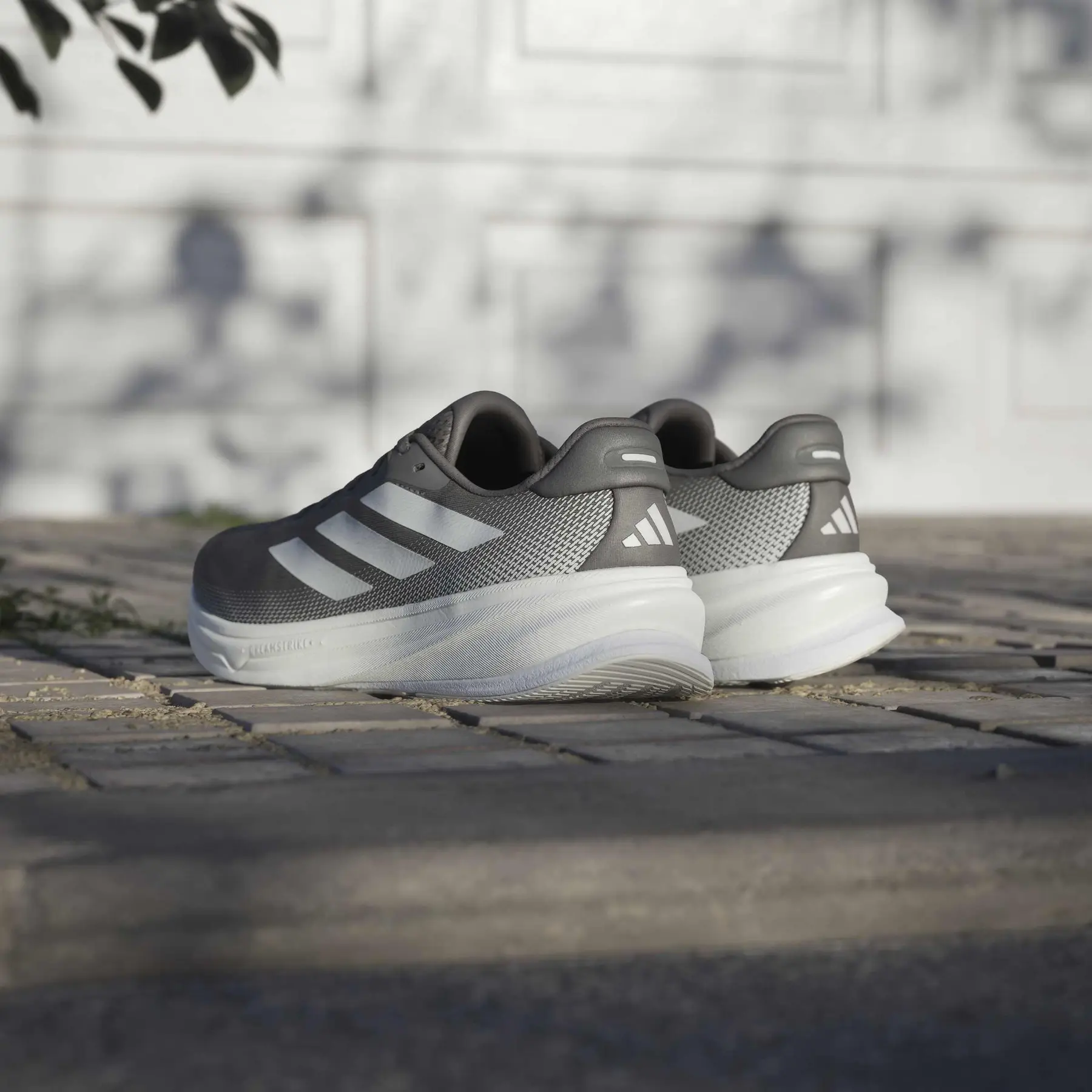 product/a/d/adidas_jq7676_18_footwear_photography_heromrktng_view_6-nw091625.jpg