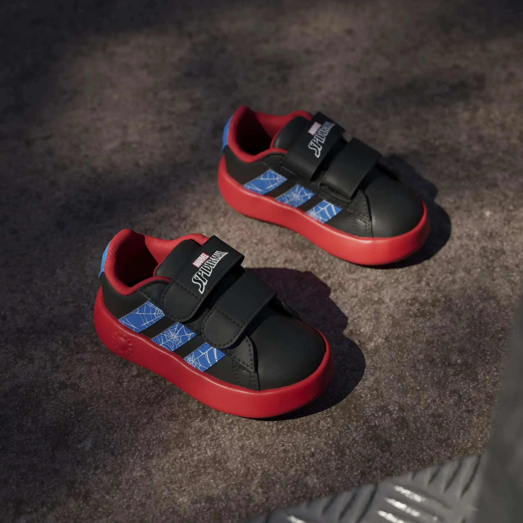 Baby Trainers adidas Marvel Spider-Man Grand Court | Foot-Store