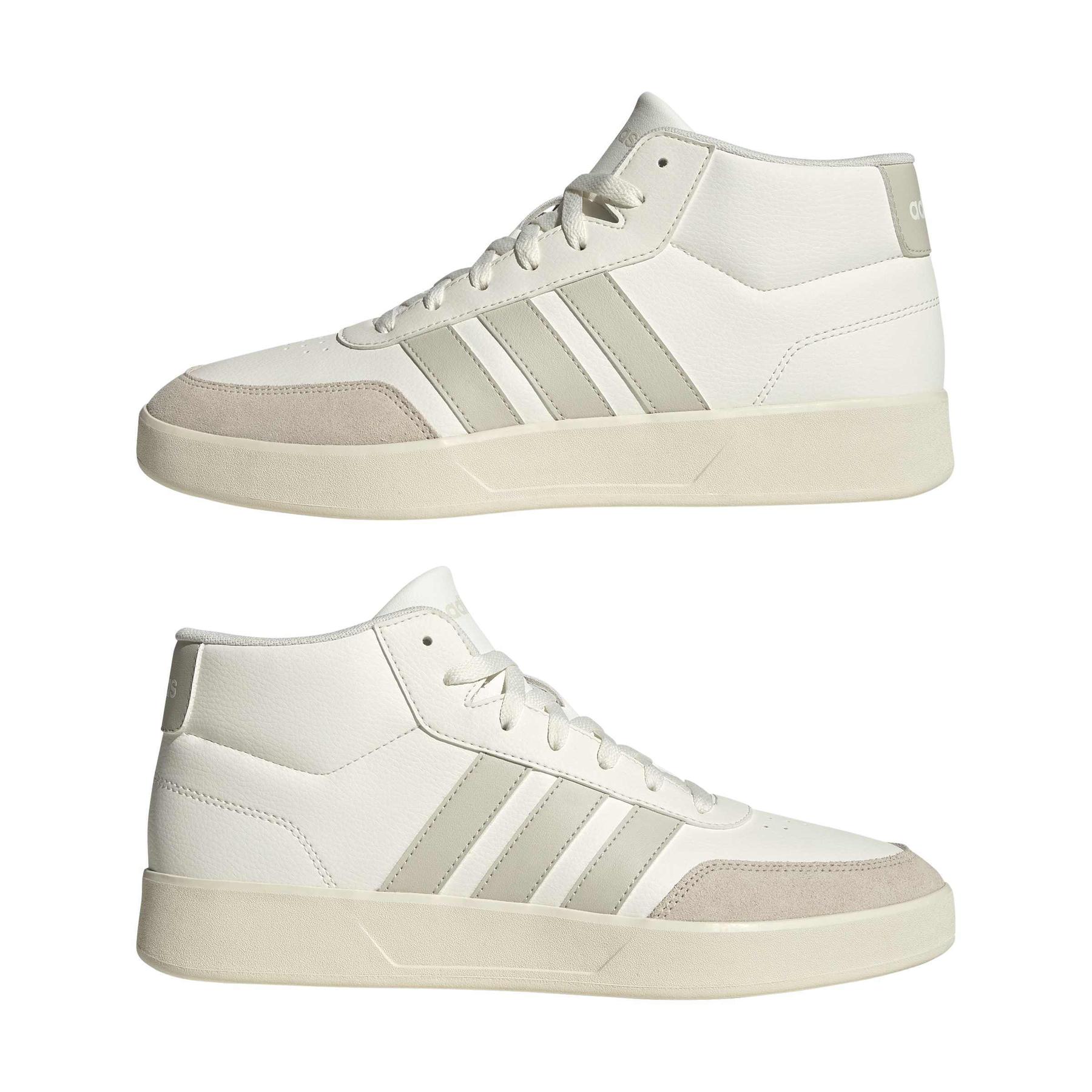 product/a/d/adidas_jq8625_10_footwear_photography_mirrored_pair_view_white-nw091625.jpg
