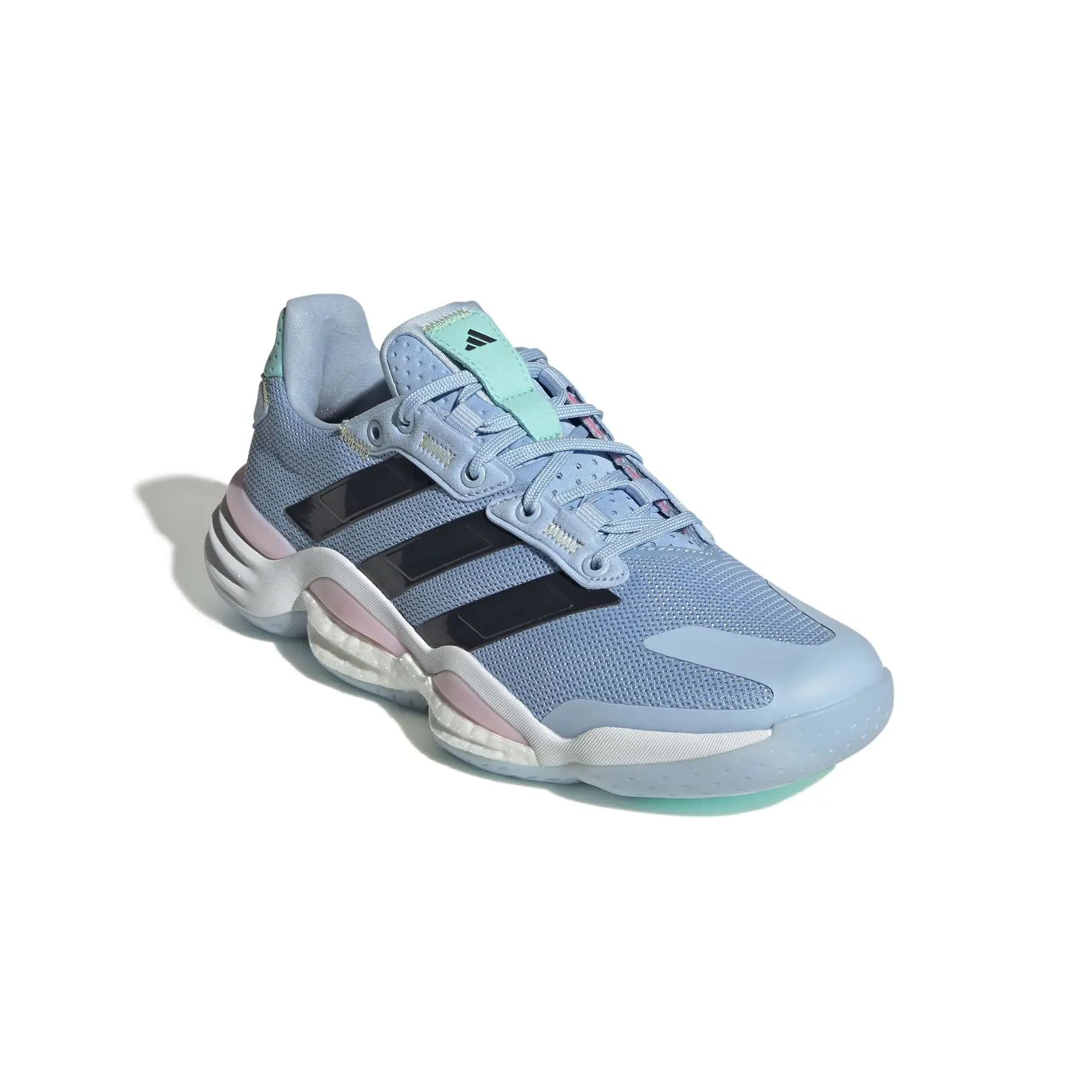 product/a/d/adidas_jq9197_6_footwear_photography_front_lateral_top_view_white.jpg