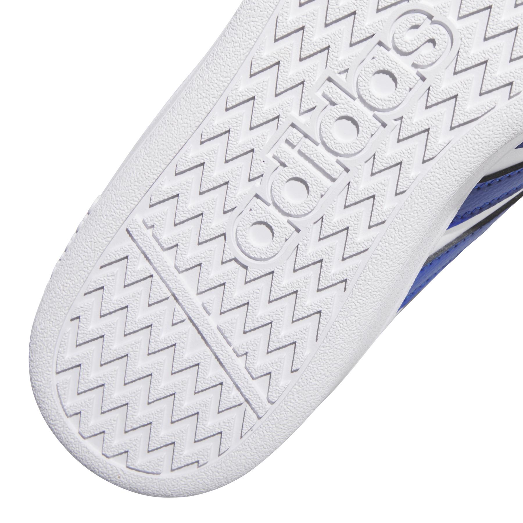 product/a/d/adidas_jq9987_8_footwear_photography_detail_view_1_white.jpg