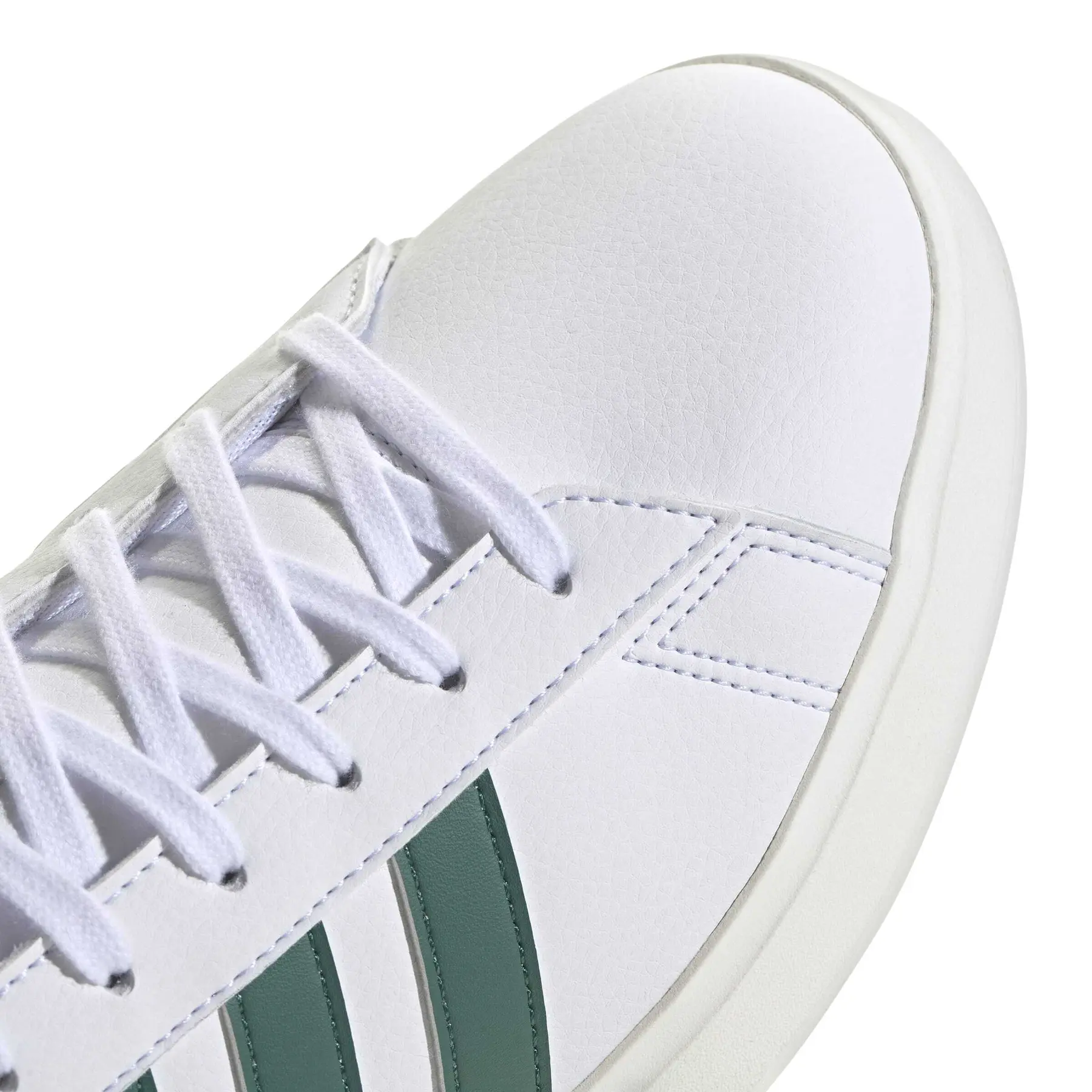 product/a/d/adidas_jr2224_8_footwear_photography_detail_view_1_white-nw091625.jpg