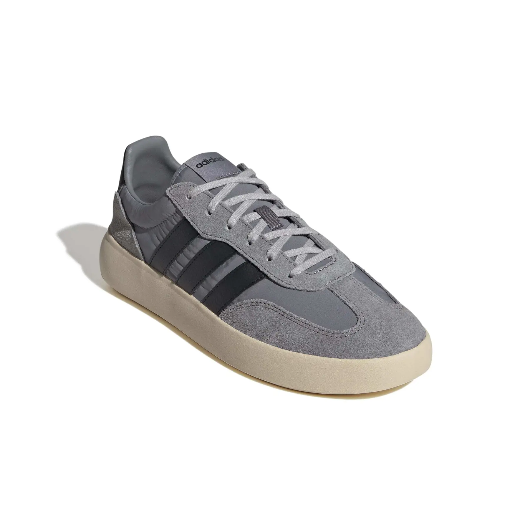 product/a/d/adidas_jr3518_6_footwear_photography_front_lateral_top_view_white-nw091625.jpg