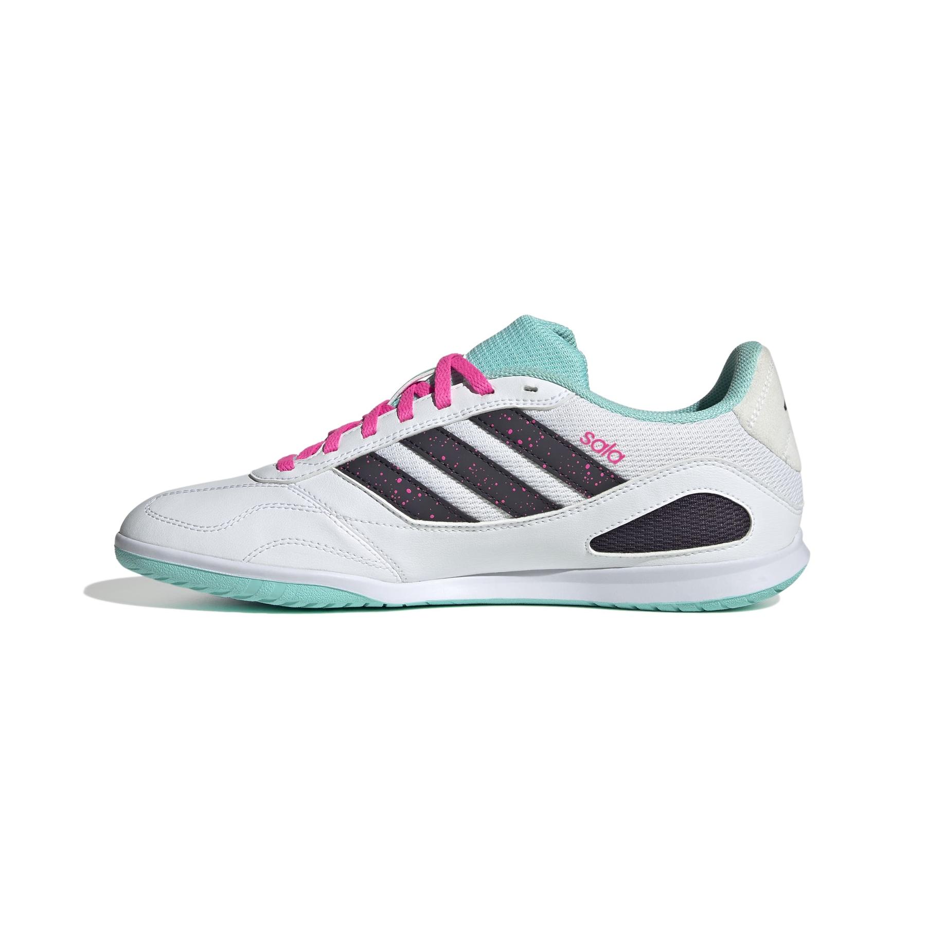 product/a/d/adidas_jr5397_4_footwear_photography_side_medial_center_view_white-nw091725.jpg