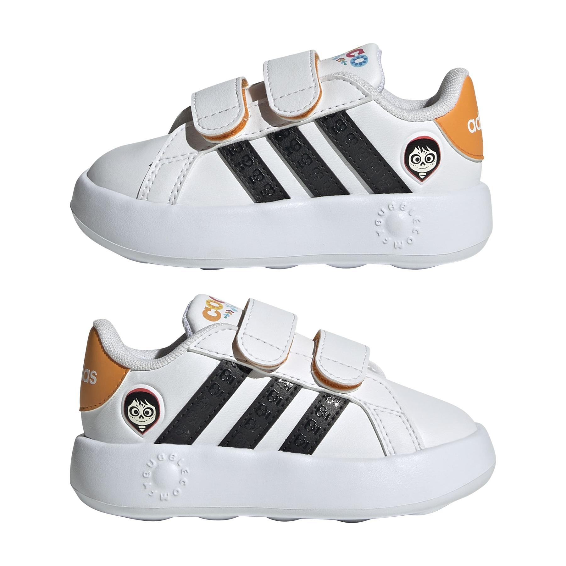 product/a/d/adidas_jr5625_10_footwear_photography_mirrored_pair_view_white-nw091725.jpg