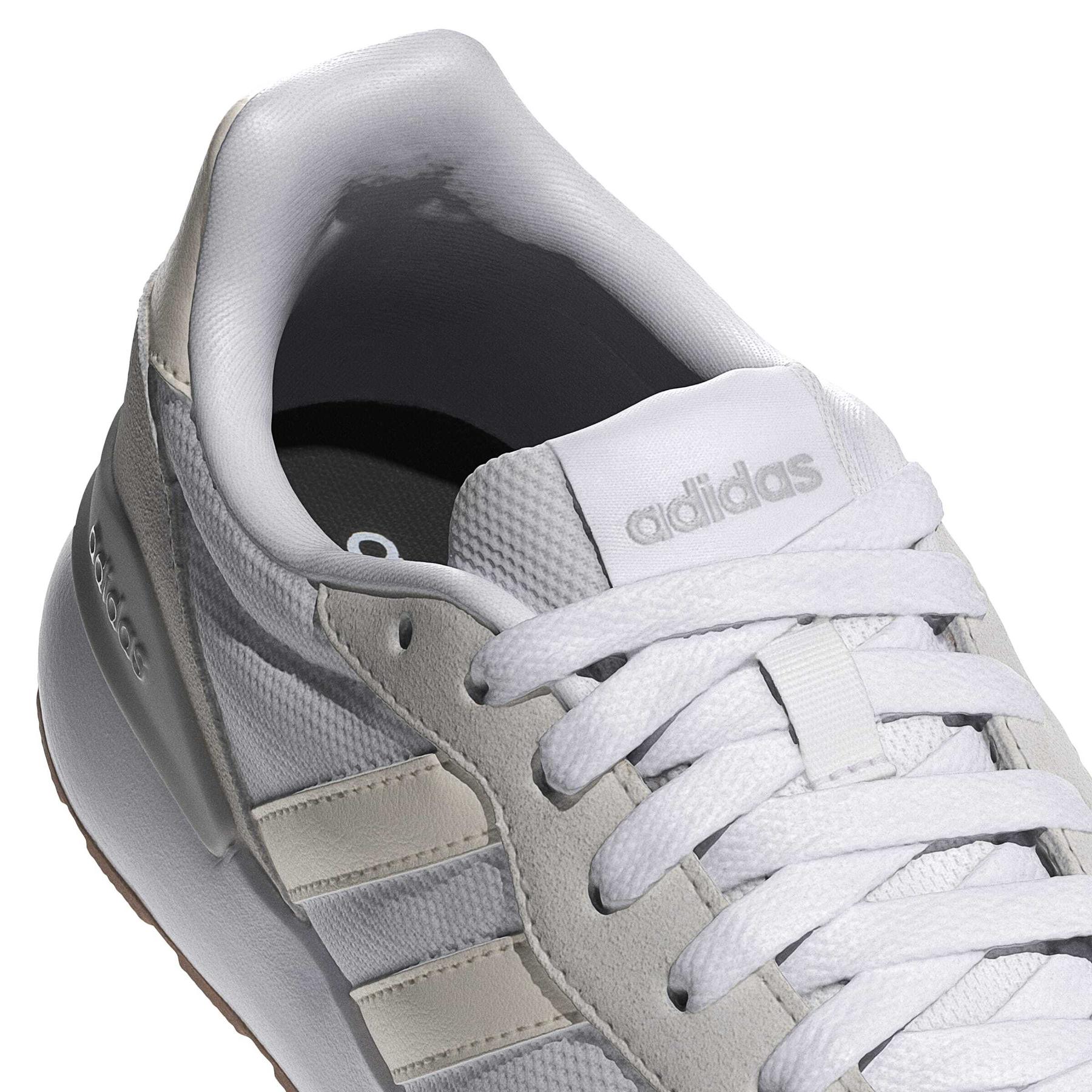 product/a/d/adidas_jr6627_8_footwear_photography_detail_view_1_white-nw091725.jpg