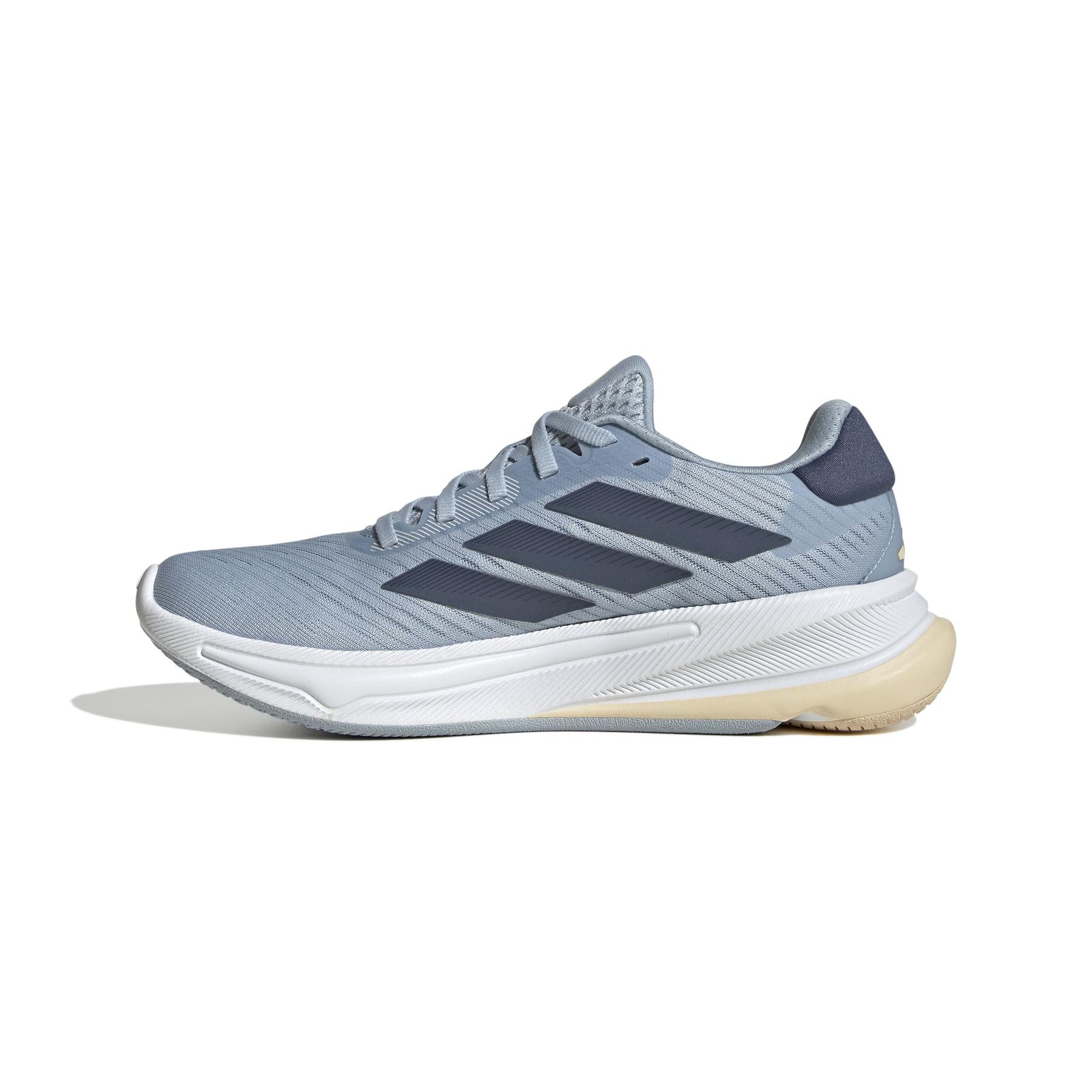 product/a/d/adidas_jr7646_5_footwear_photography_side_medial_center_view_white-nw091725.jpg