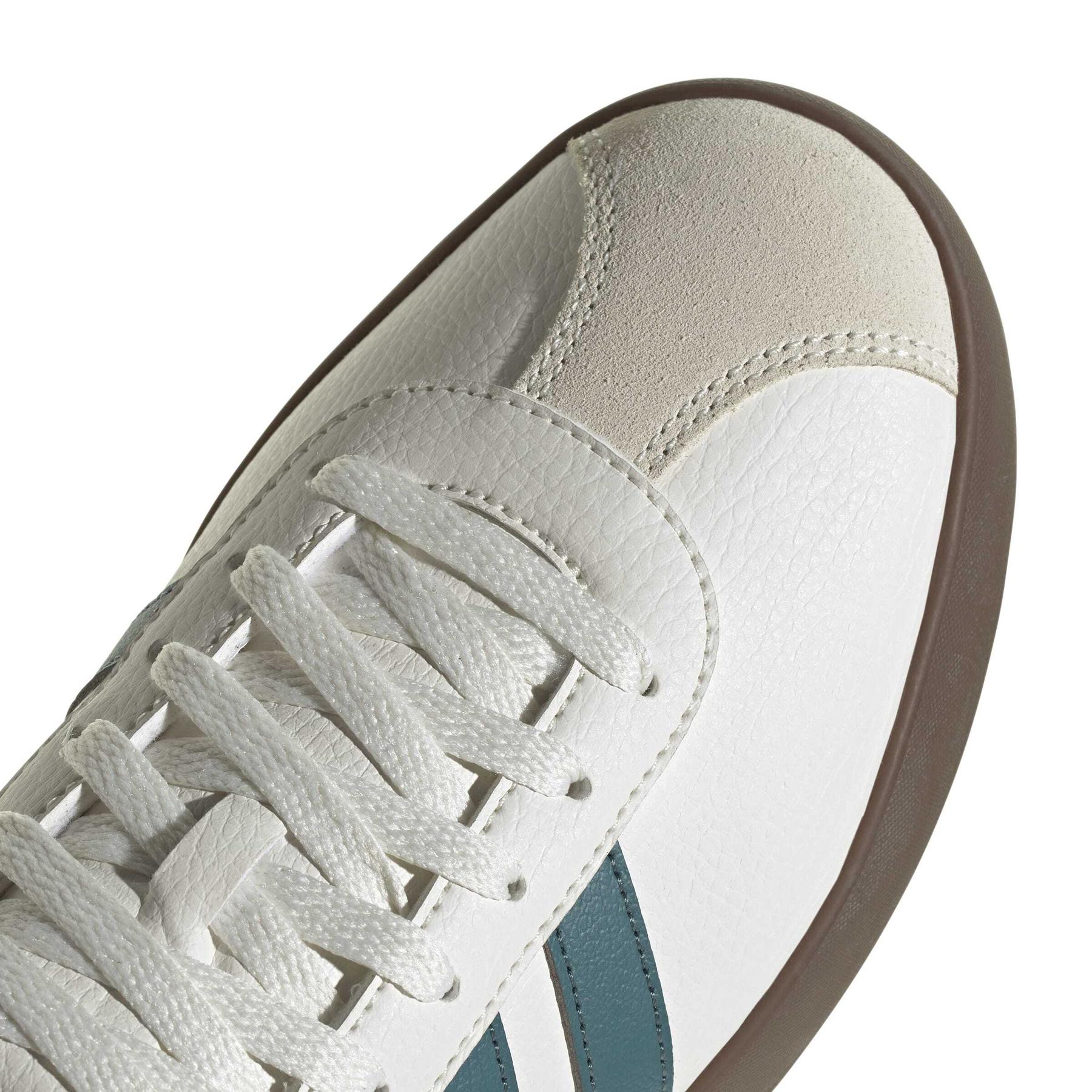 product/a/d/adidas_jr8635_9_footwear_photography_detail_view_2_white-nw091725.jpg